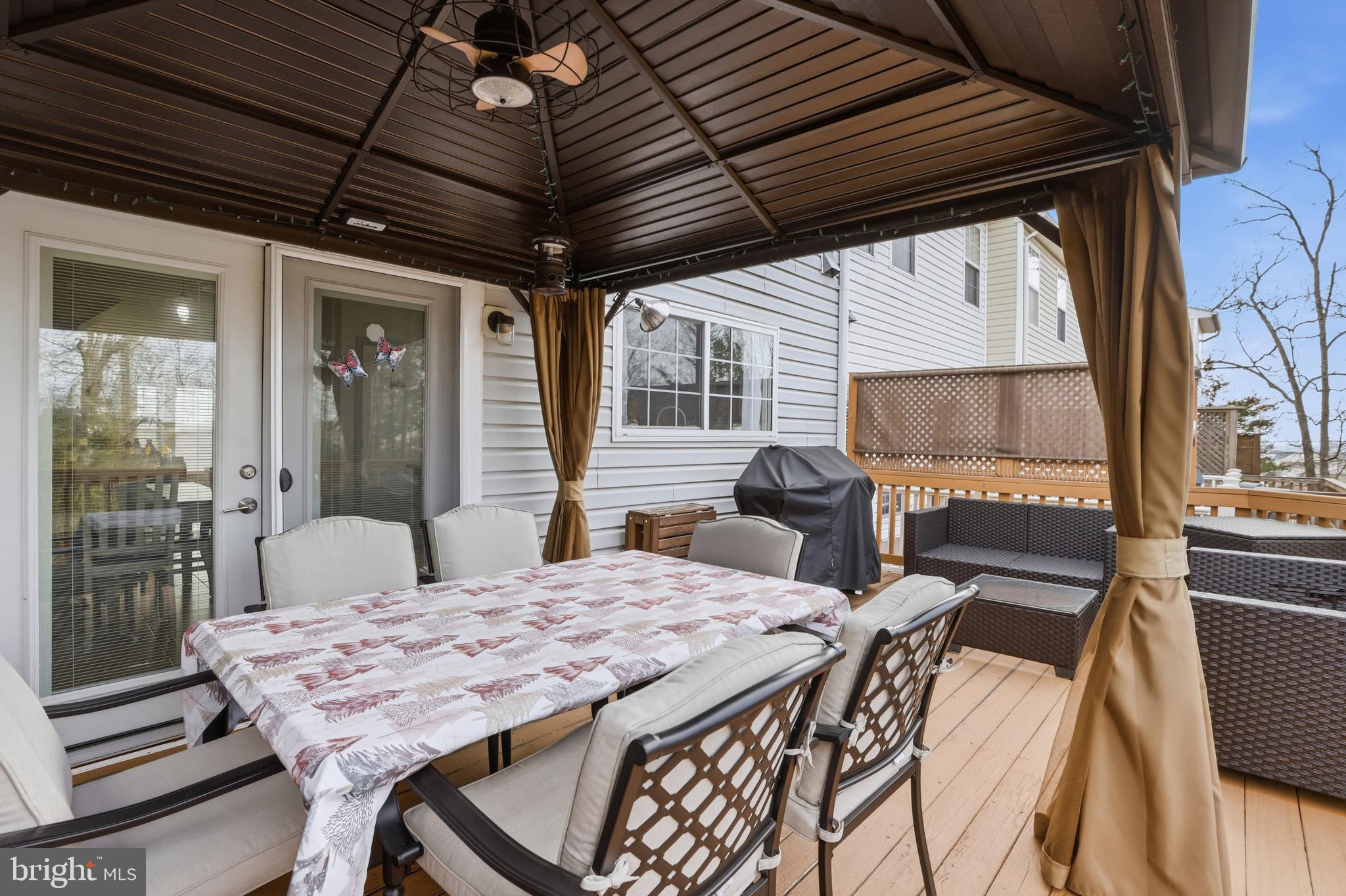 SPRING LAKES - Residential Lease