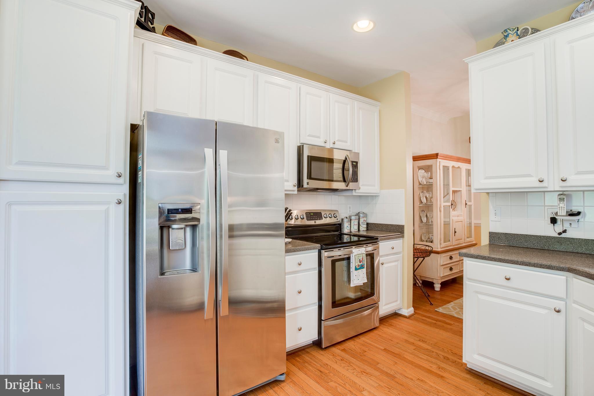 COLLEGE HILLS - Residential