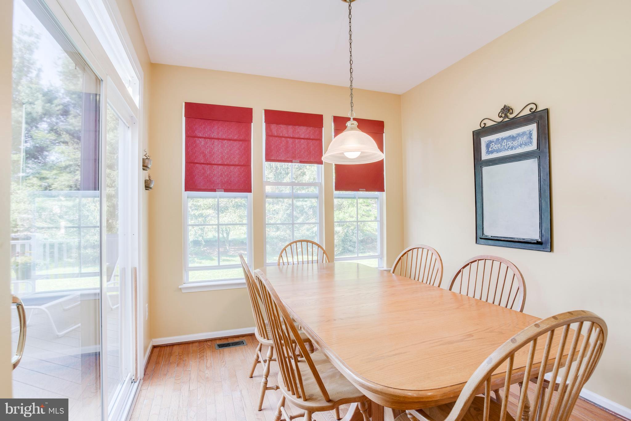 COLLEGE HILLS - Residential