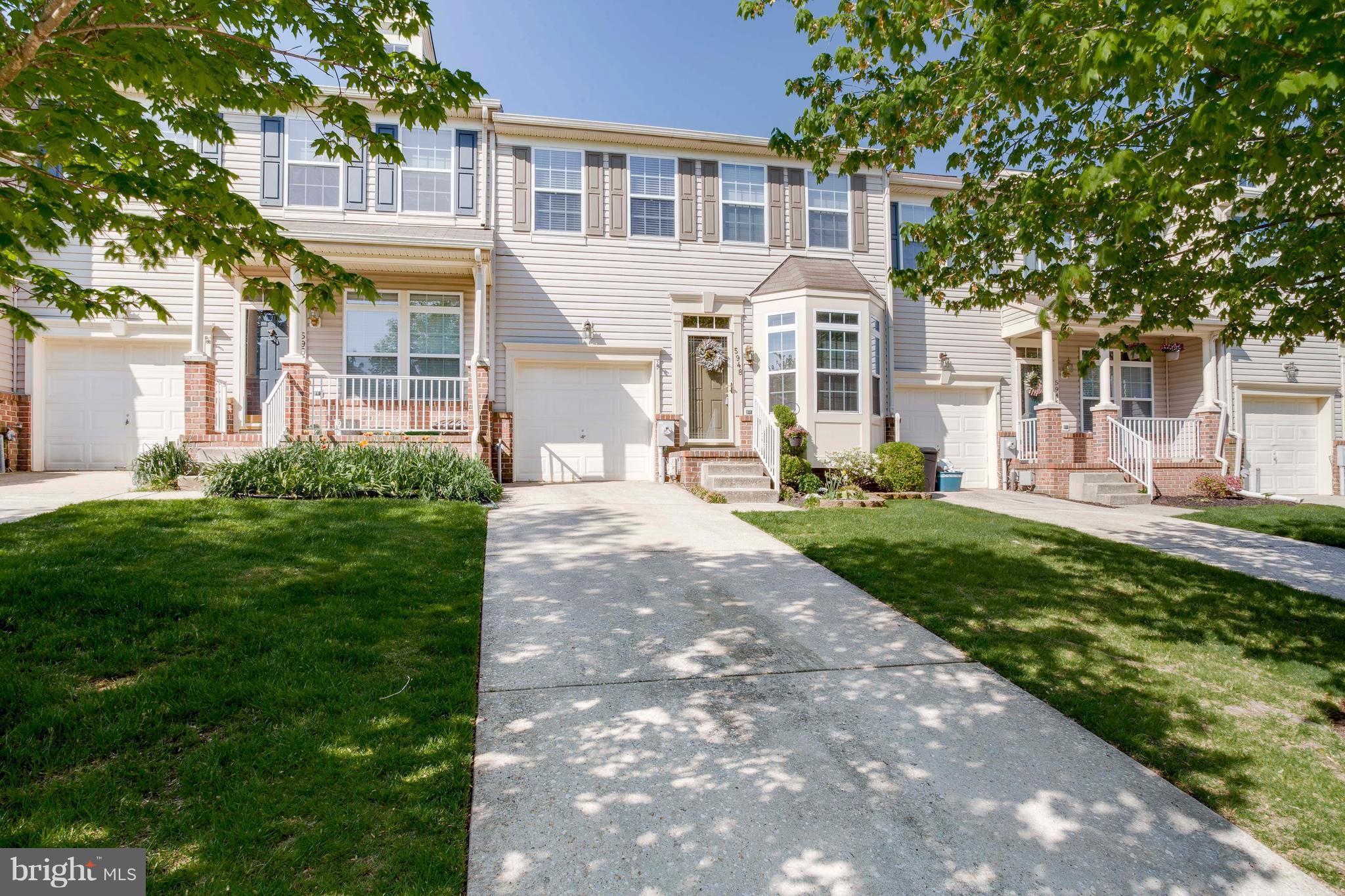 COLLEGE HILLS - Residential