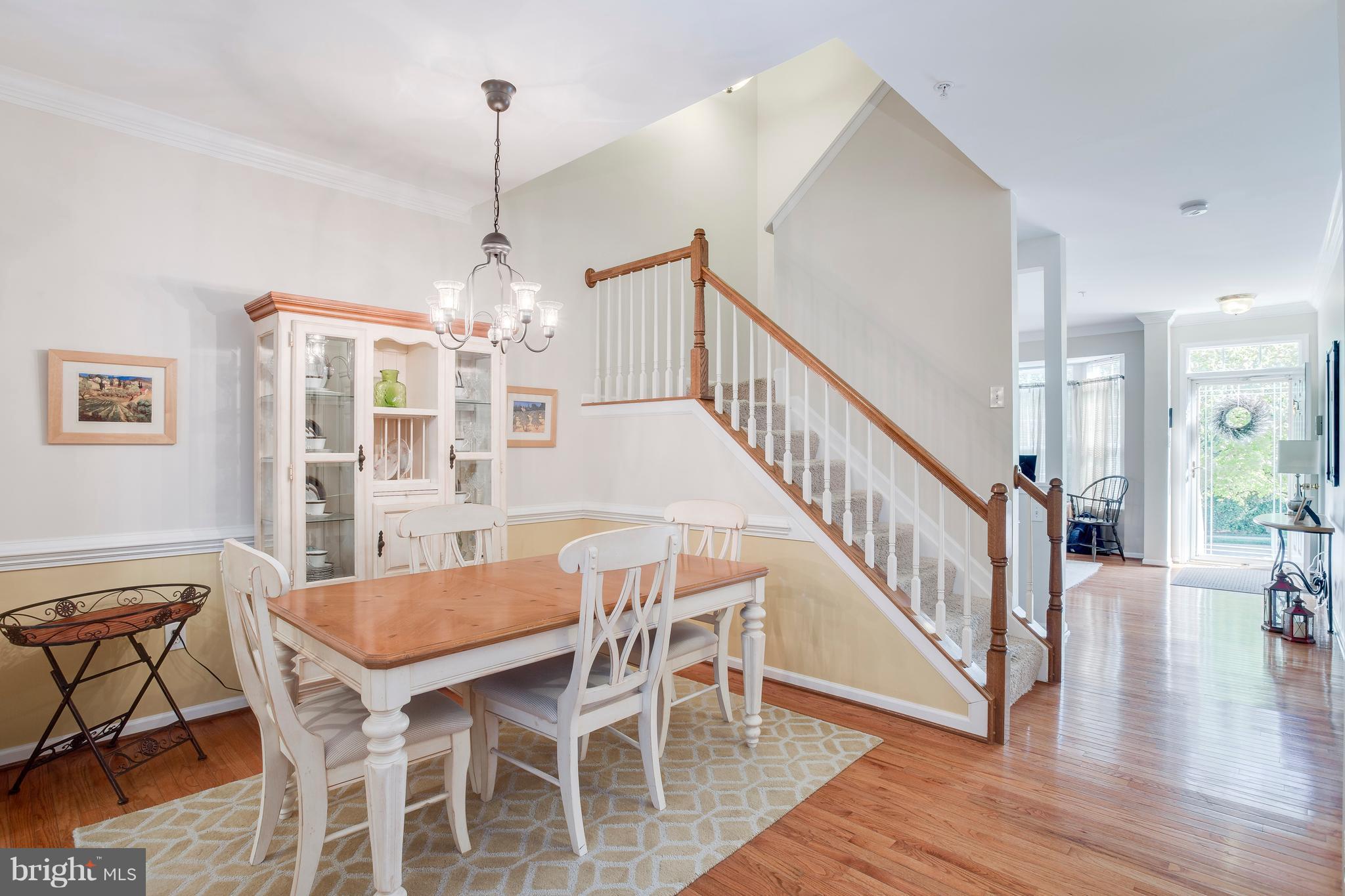 COLLEGE HILLS - Residential