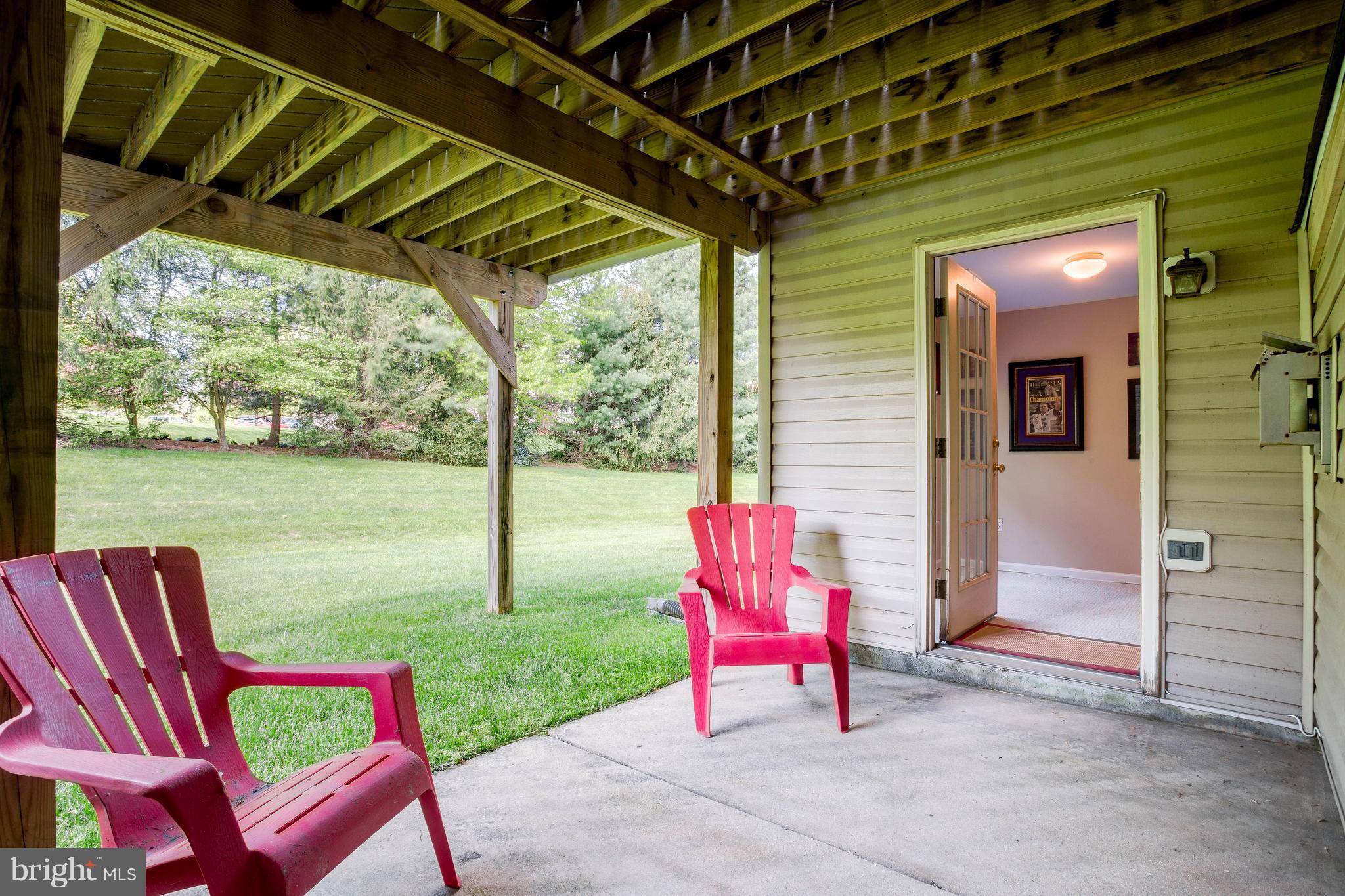 COLLEGE HILLS - Residential