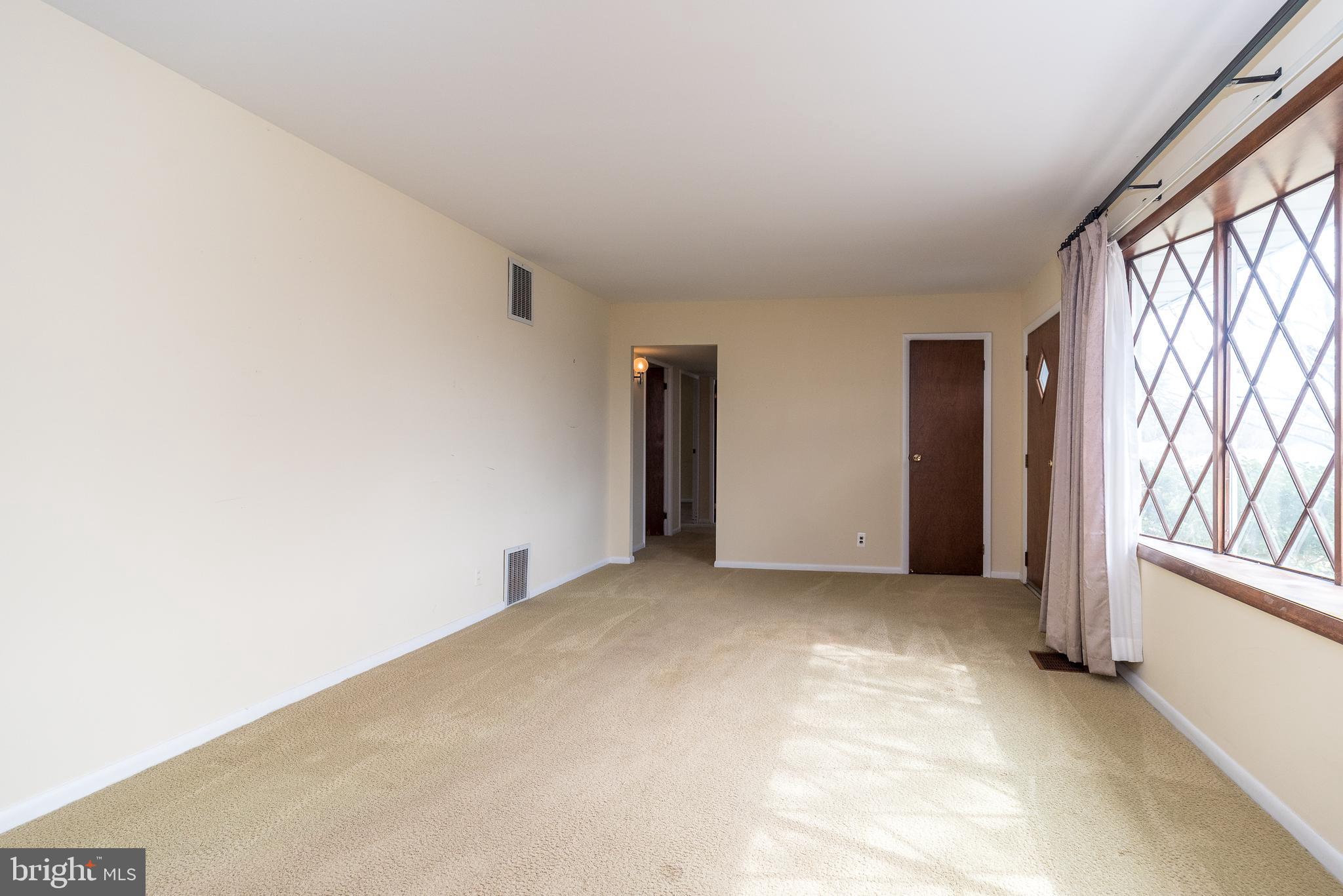 OXFORD CROSSING - Residential