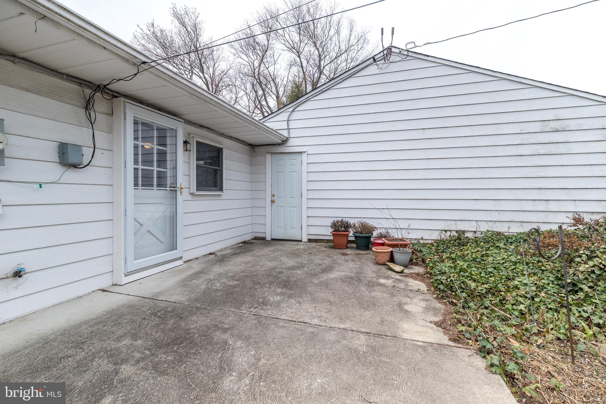 OXFORD CROSSING - Residential