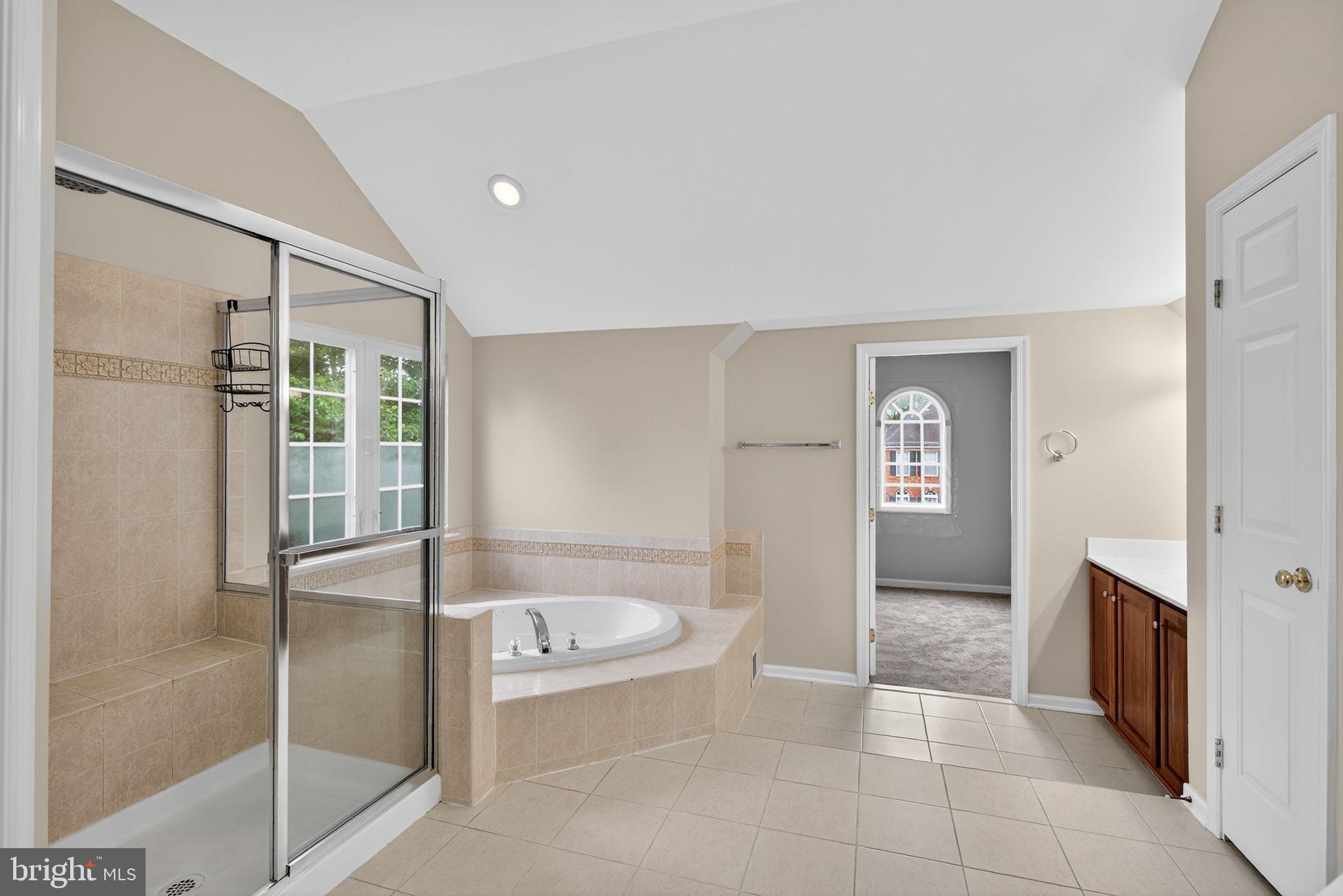 MADDEX FARM - Residential