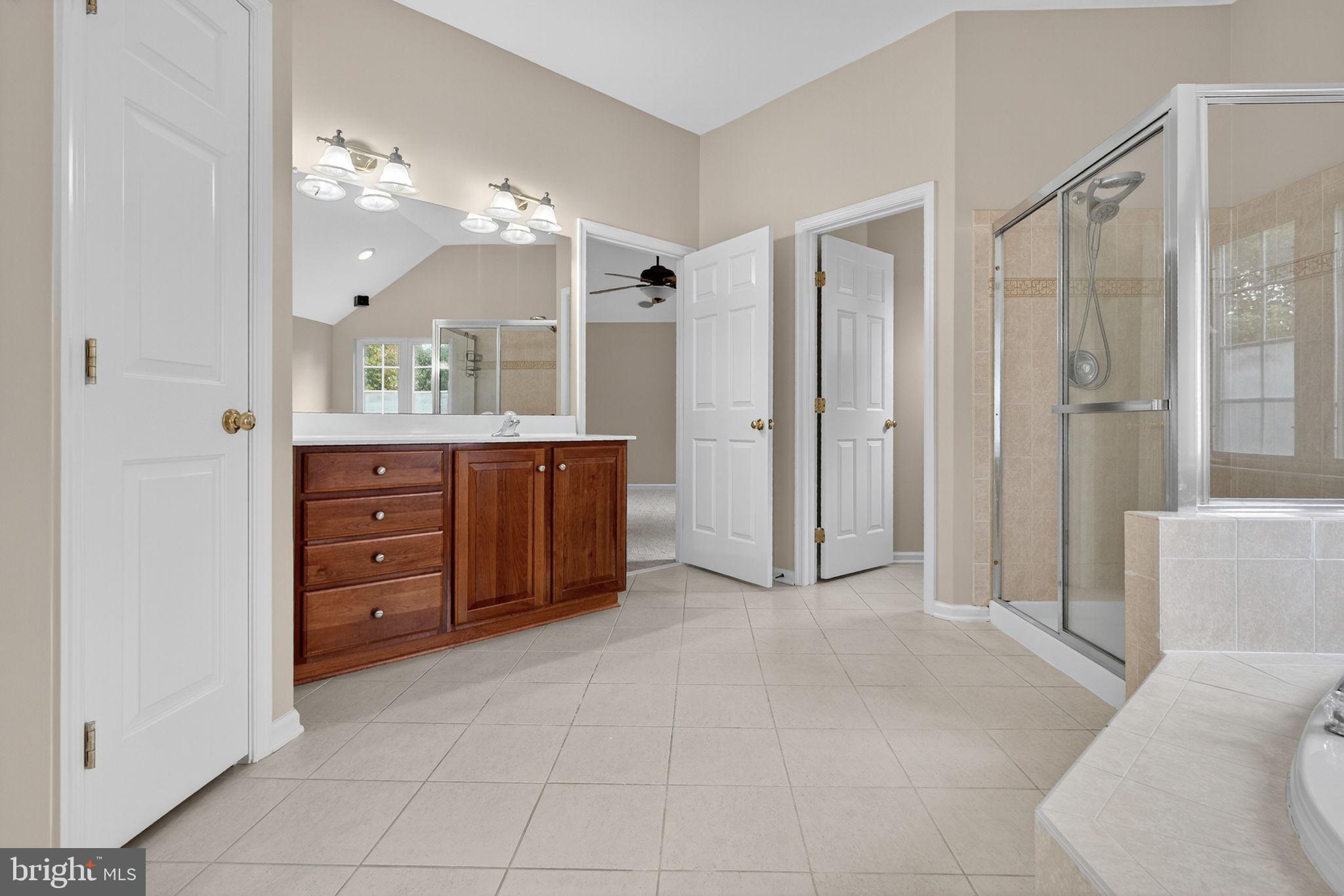 MADDEX FARM - Residential