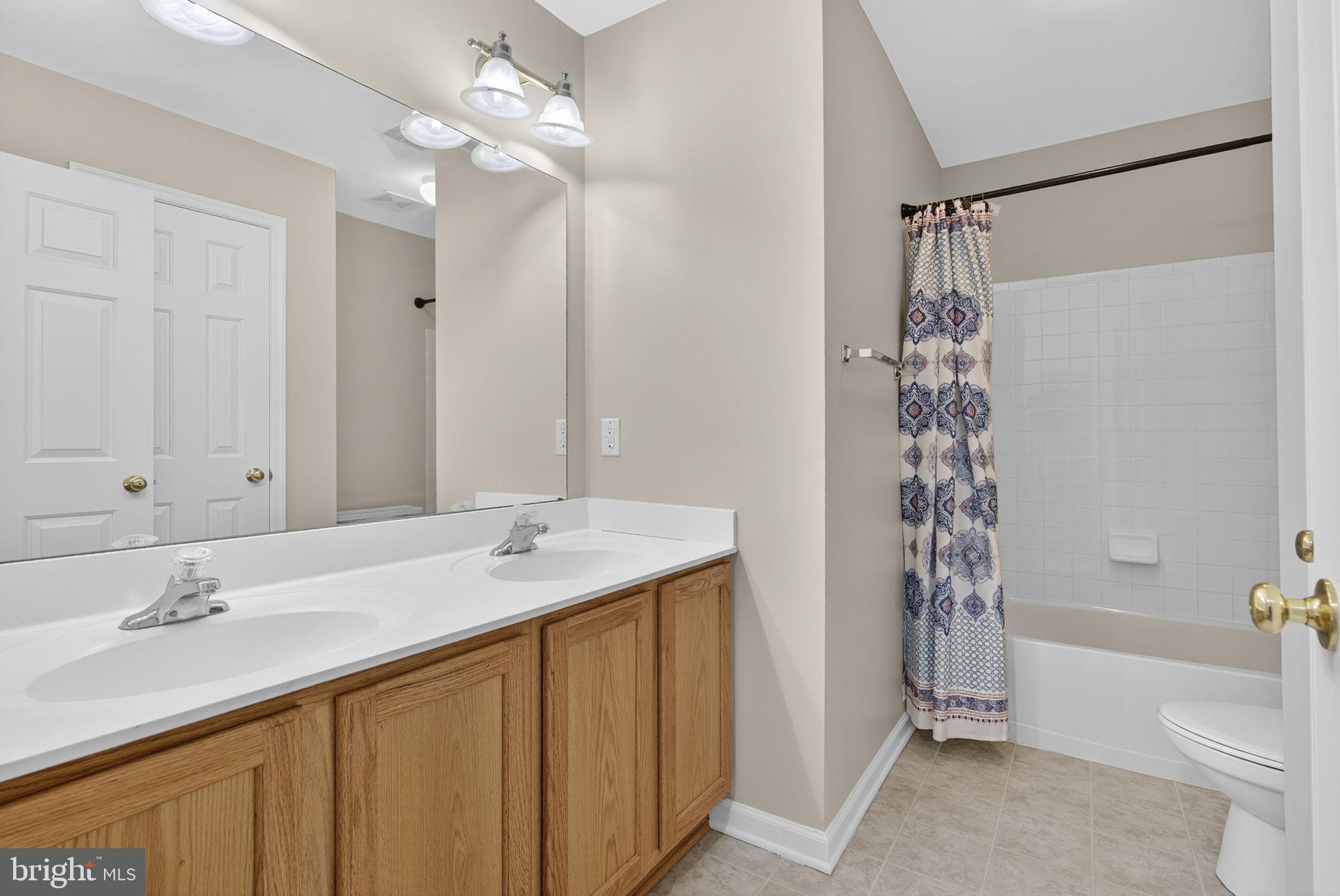 MADDEX FARM - Residential