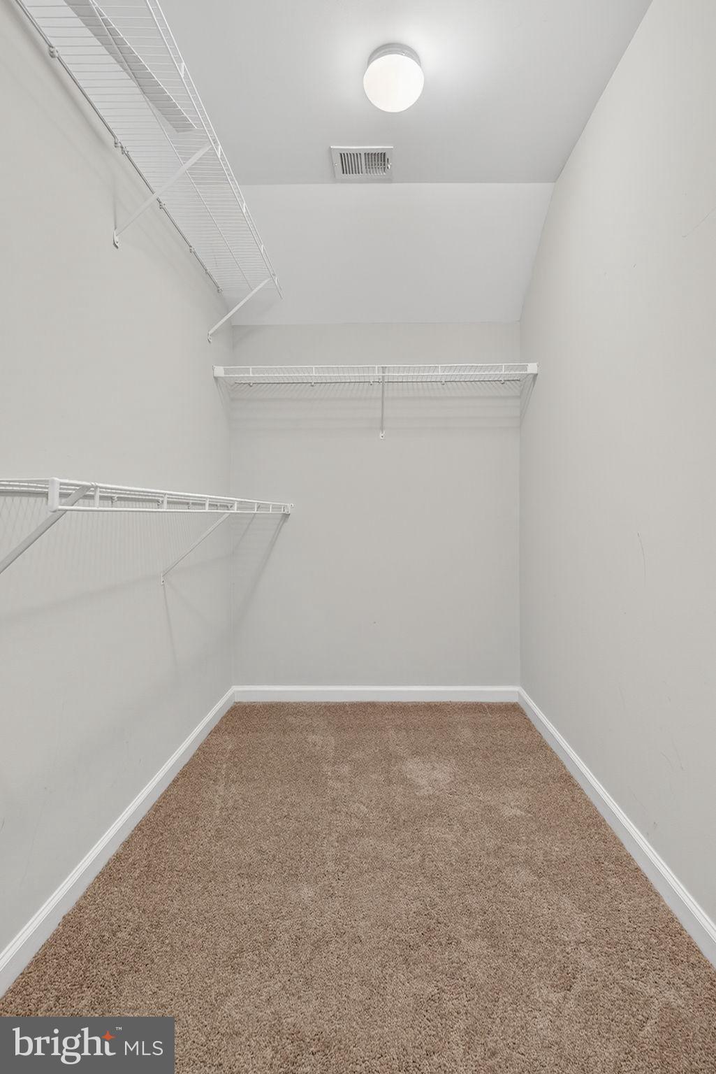 MADDEX FARM - Residential