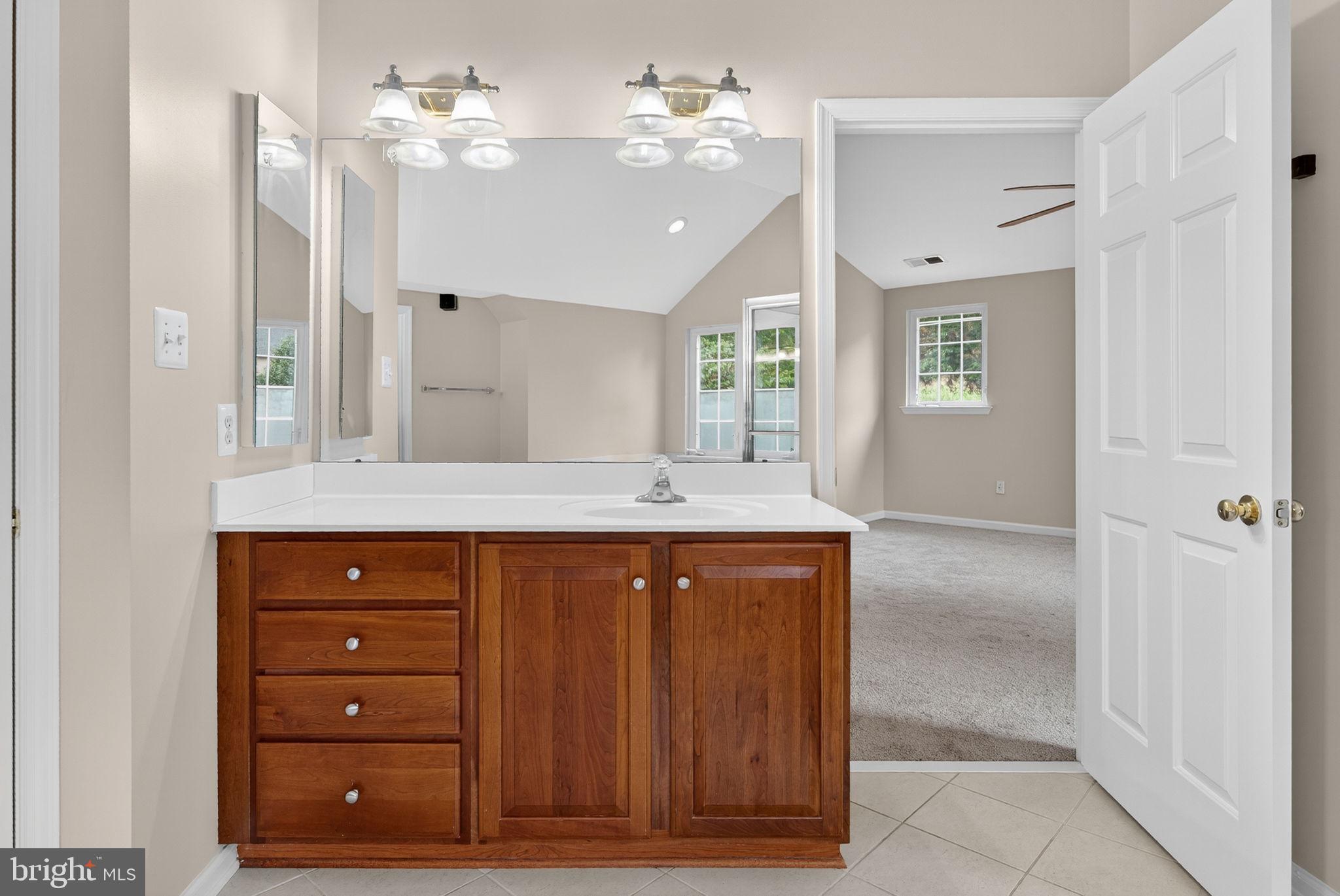 MADDEX FARM - Residential