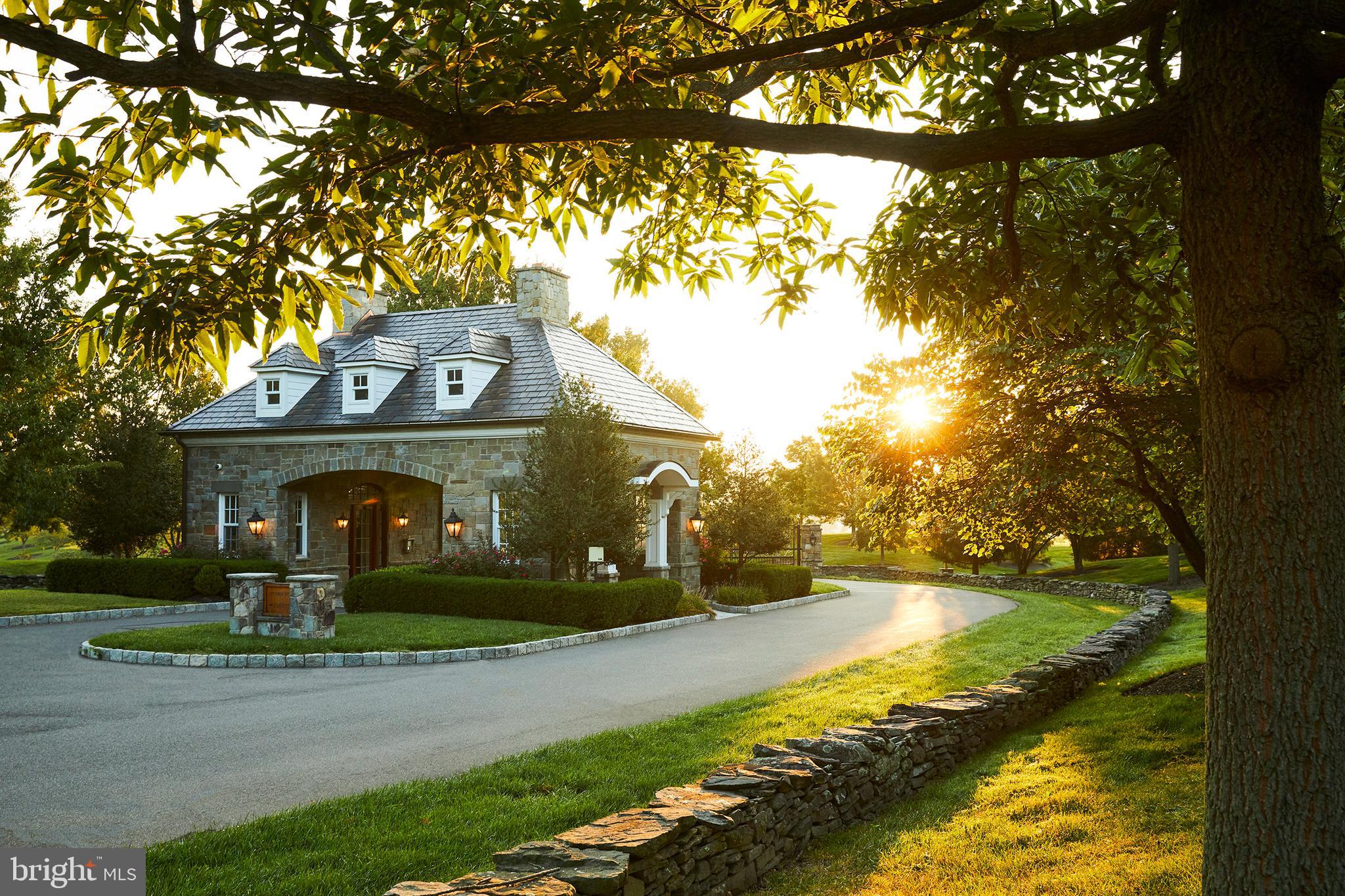 CREIGHTON FARMS - Land