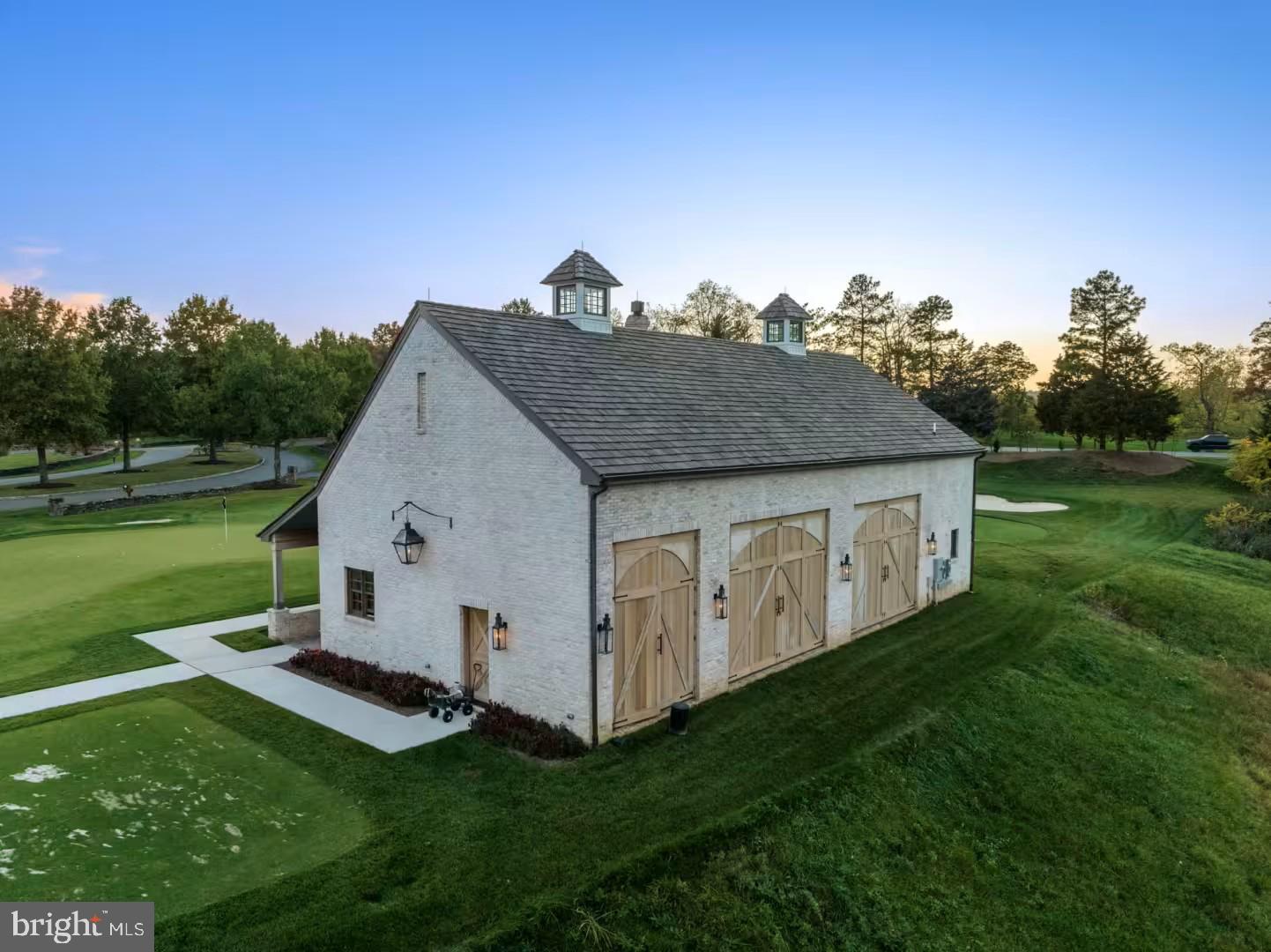 CREIGHTON FARMS - Land