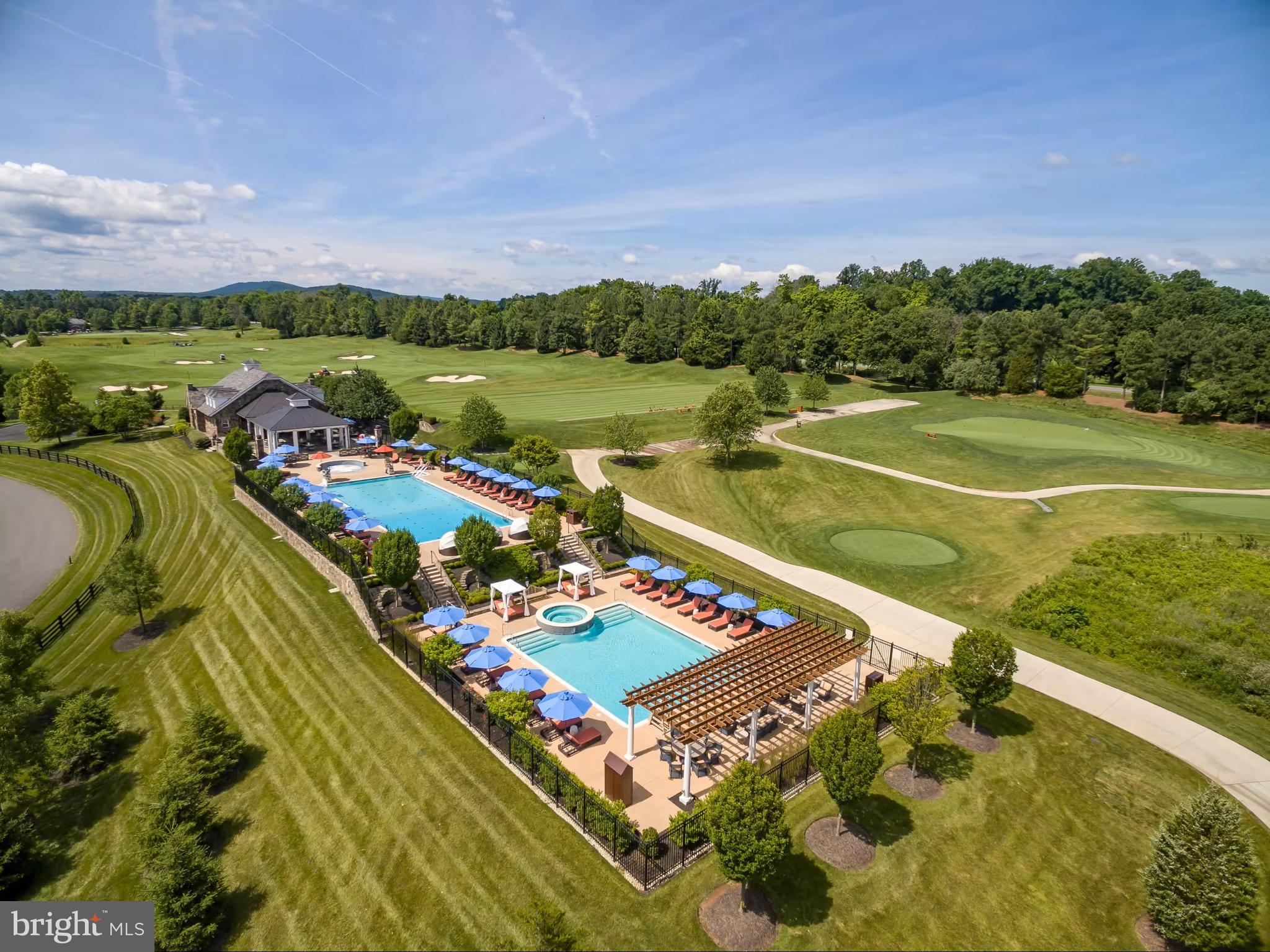 CREIGHTON FARMS - Land