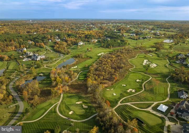 CREIGHTON FARMS - Land