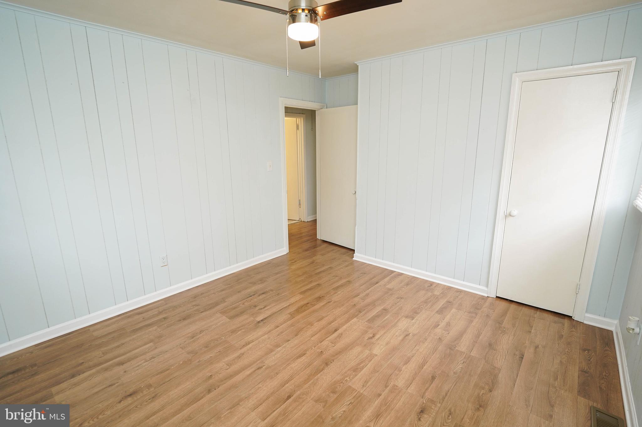 MOSS HILL ACRES - Residential