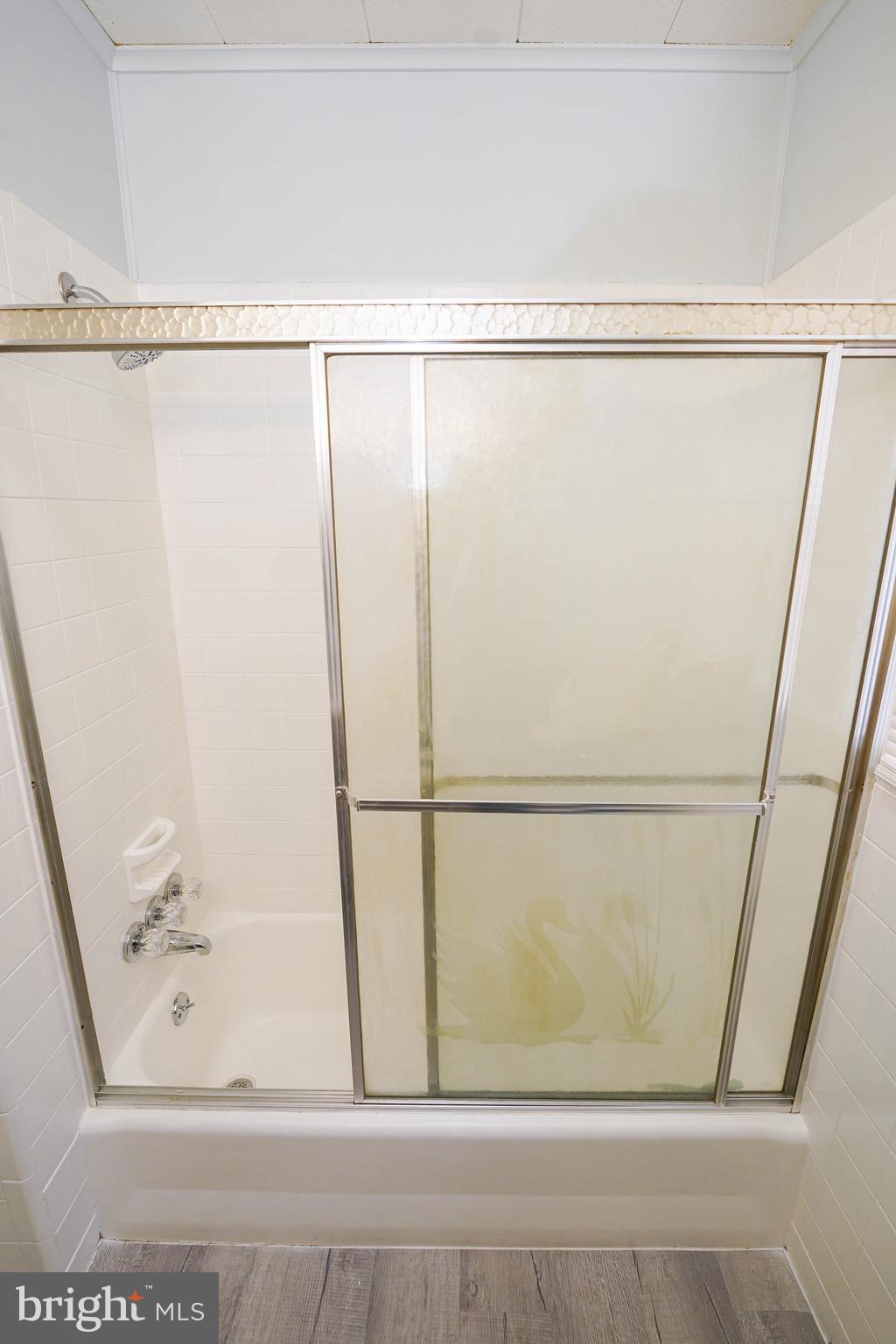 MOSS HILL ACRES - Residential