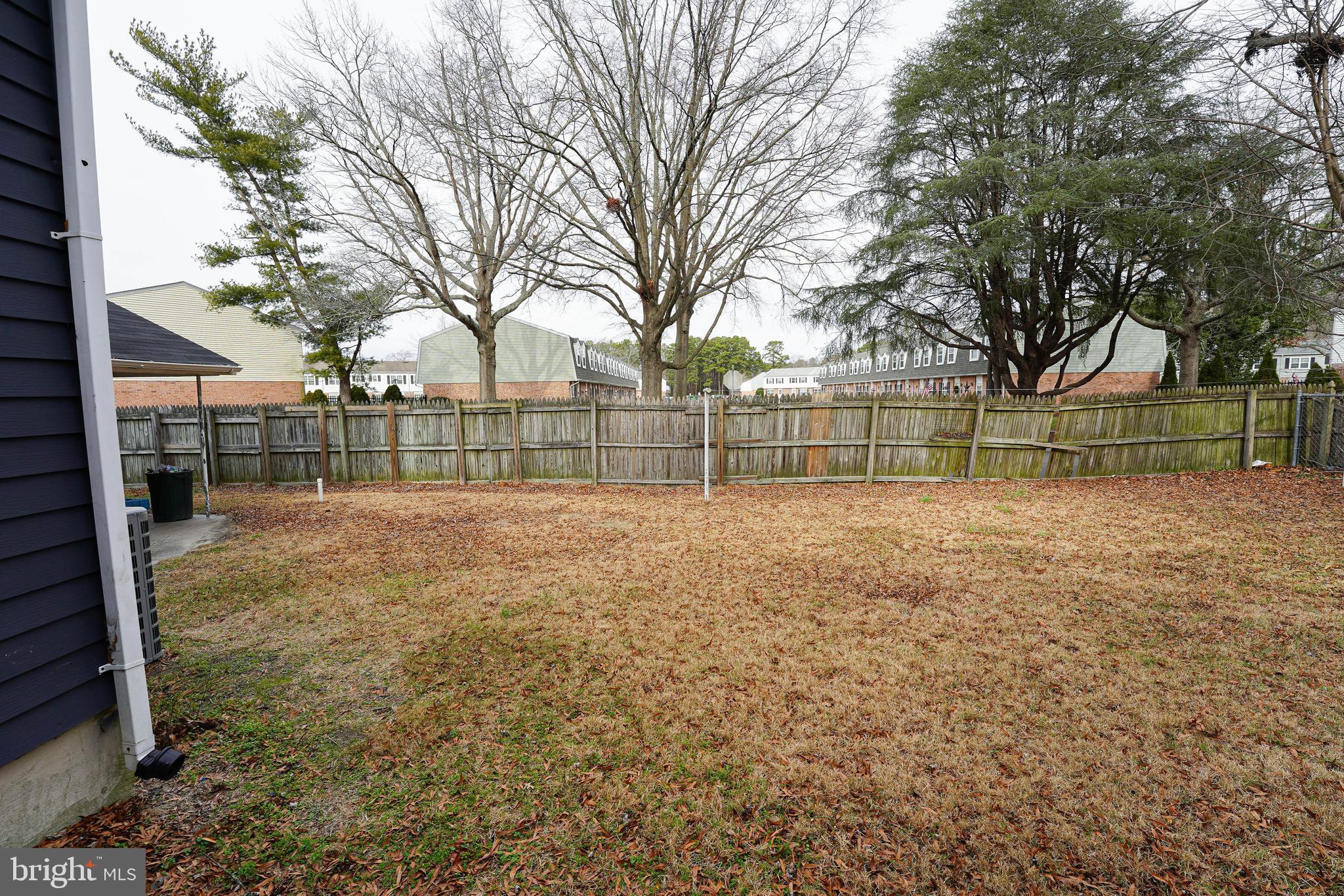 MOSS HILL ACRES - Residential