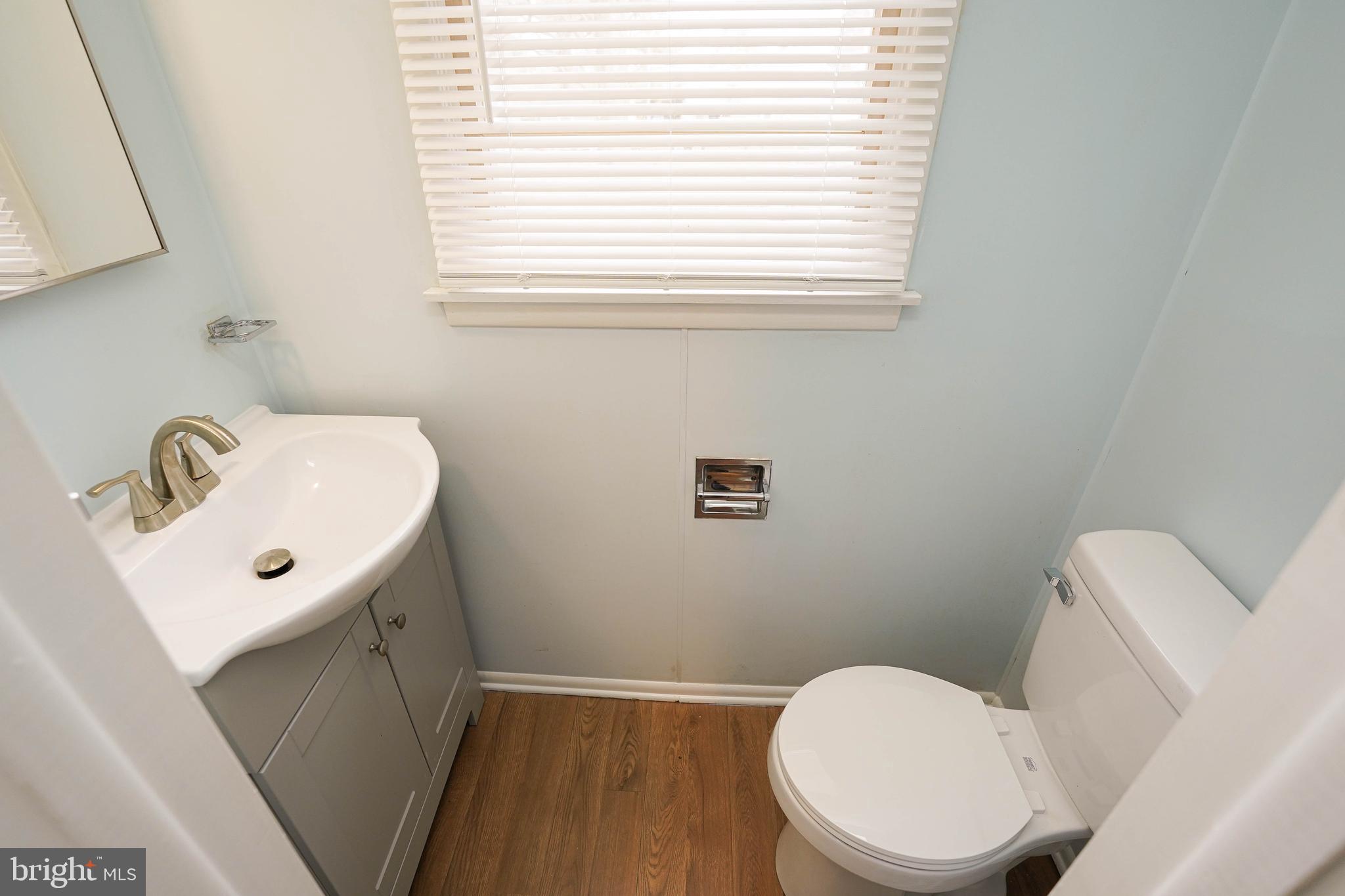 MOSS HILL ACRES - Residential