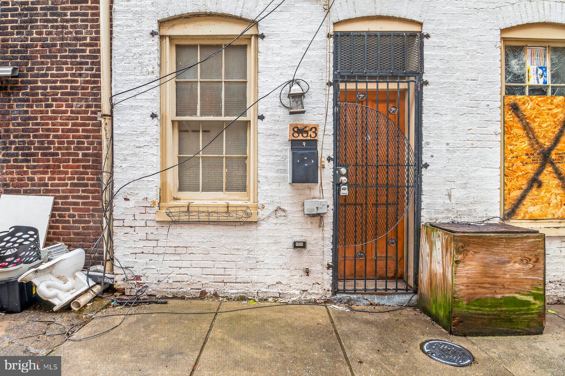 863 REINHART STREET