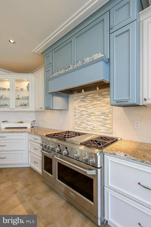 BACK BAY BEACH - Residential