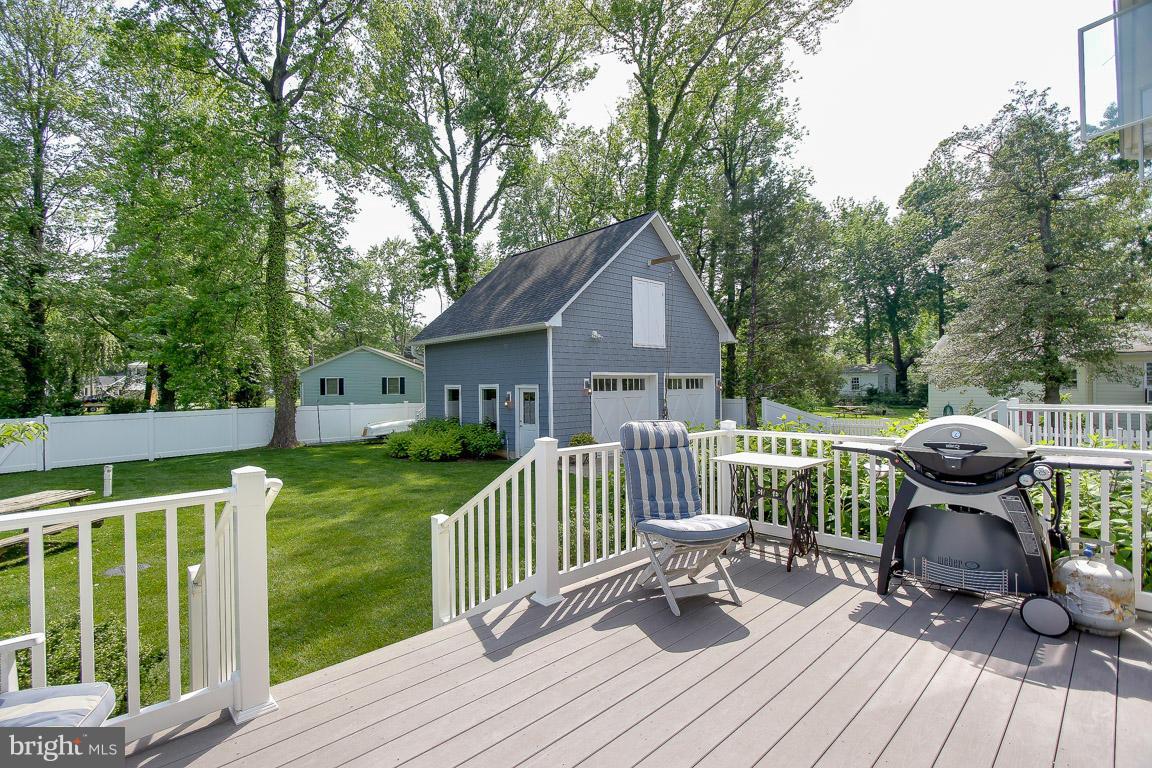 BACK BAY BEACH - Residential