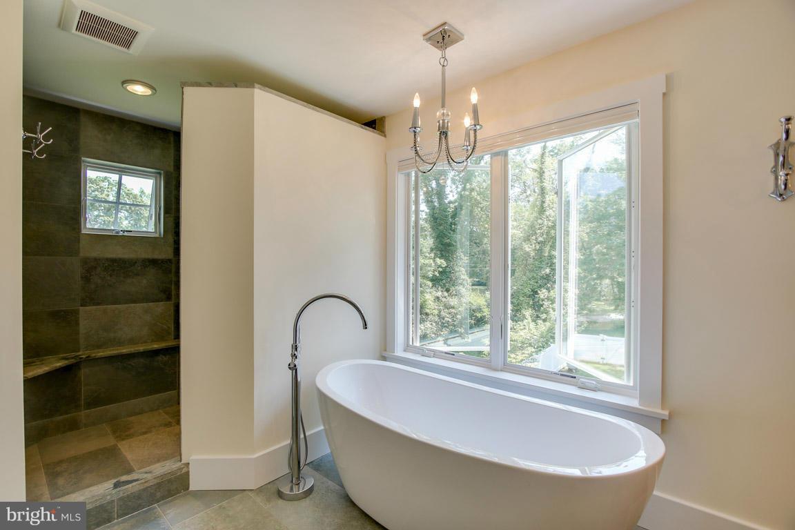 BACK BAY BEACH - Residential