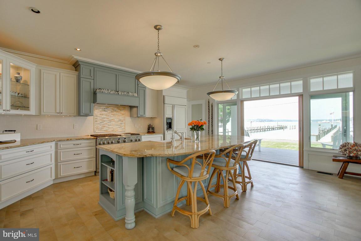 BACK BAY BEACH - Residential