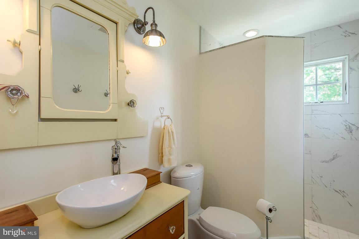 BACK BAY BEACH - Residential