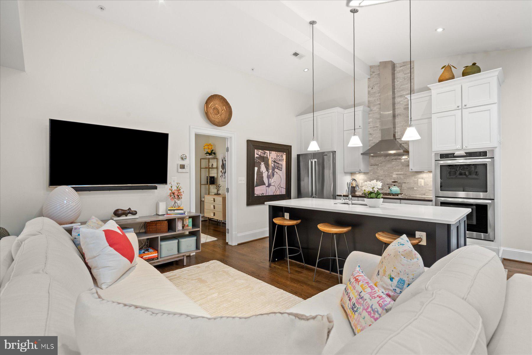 2014 KALORAMA ROAD NW 7