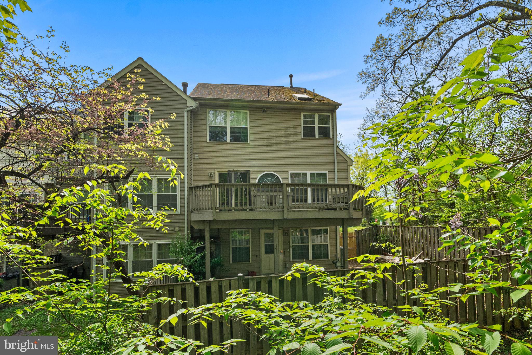 7761 HERITAGE FARM DRIVE