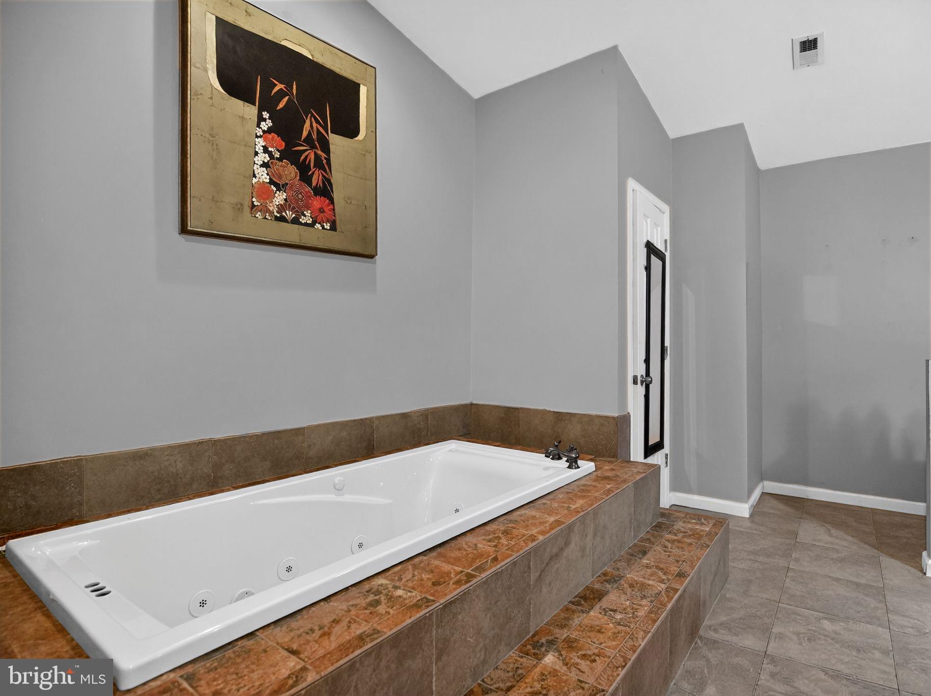 HARTFORD HILLS - Residential