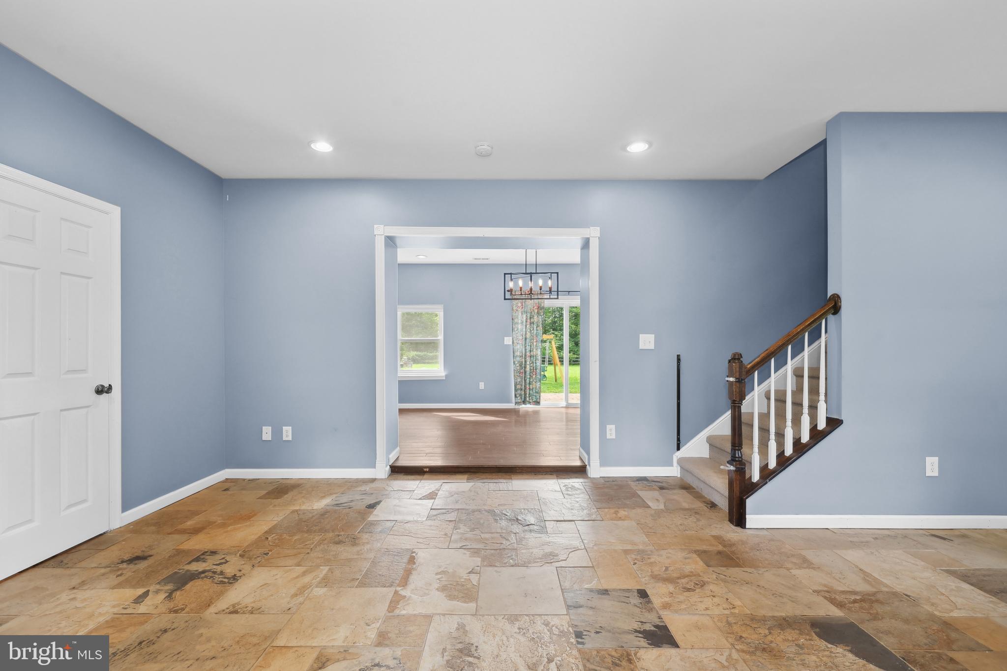 7103 CATLETT ROAD