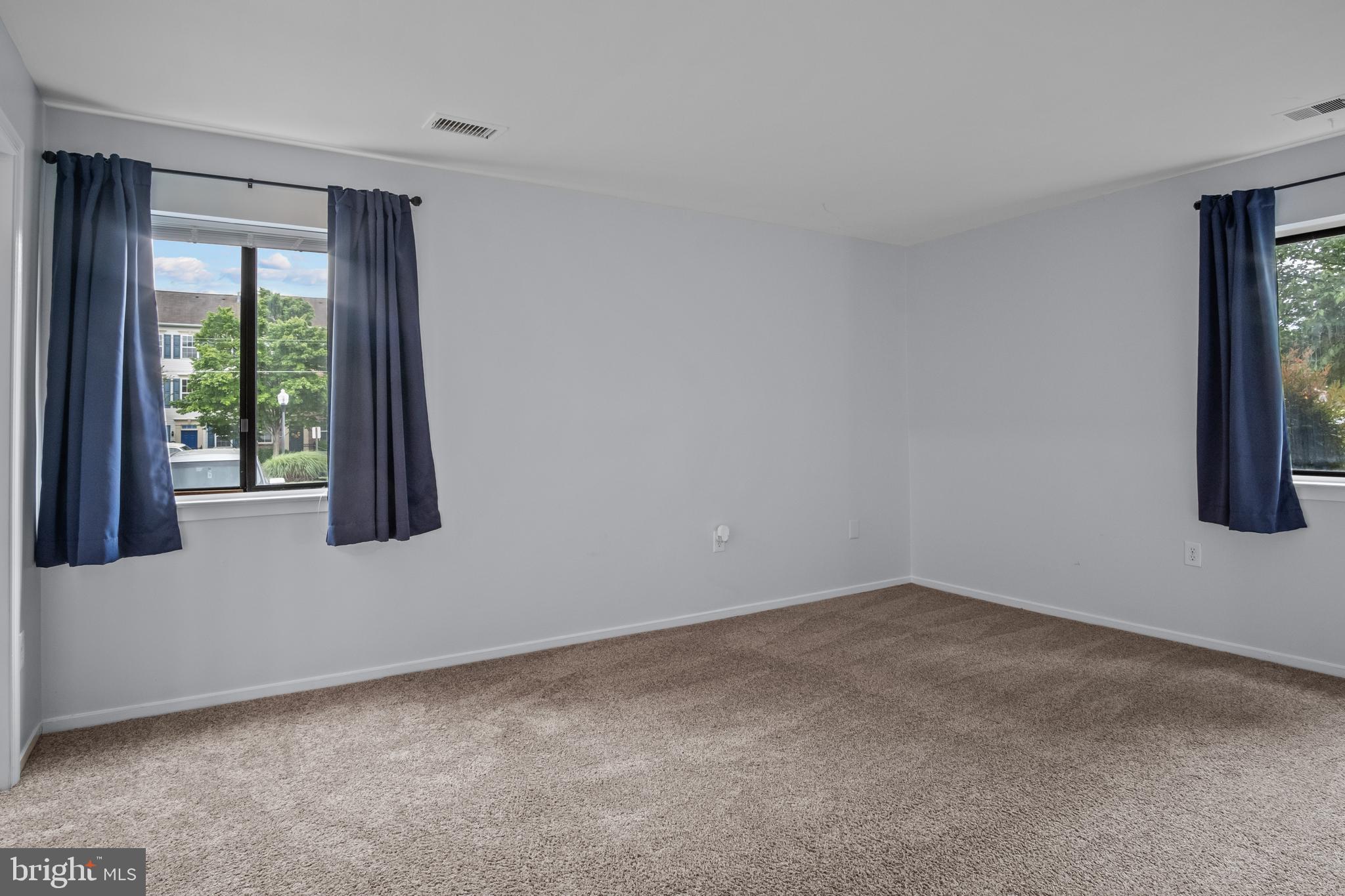 JEFFERSON MEWS - Residential Lease