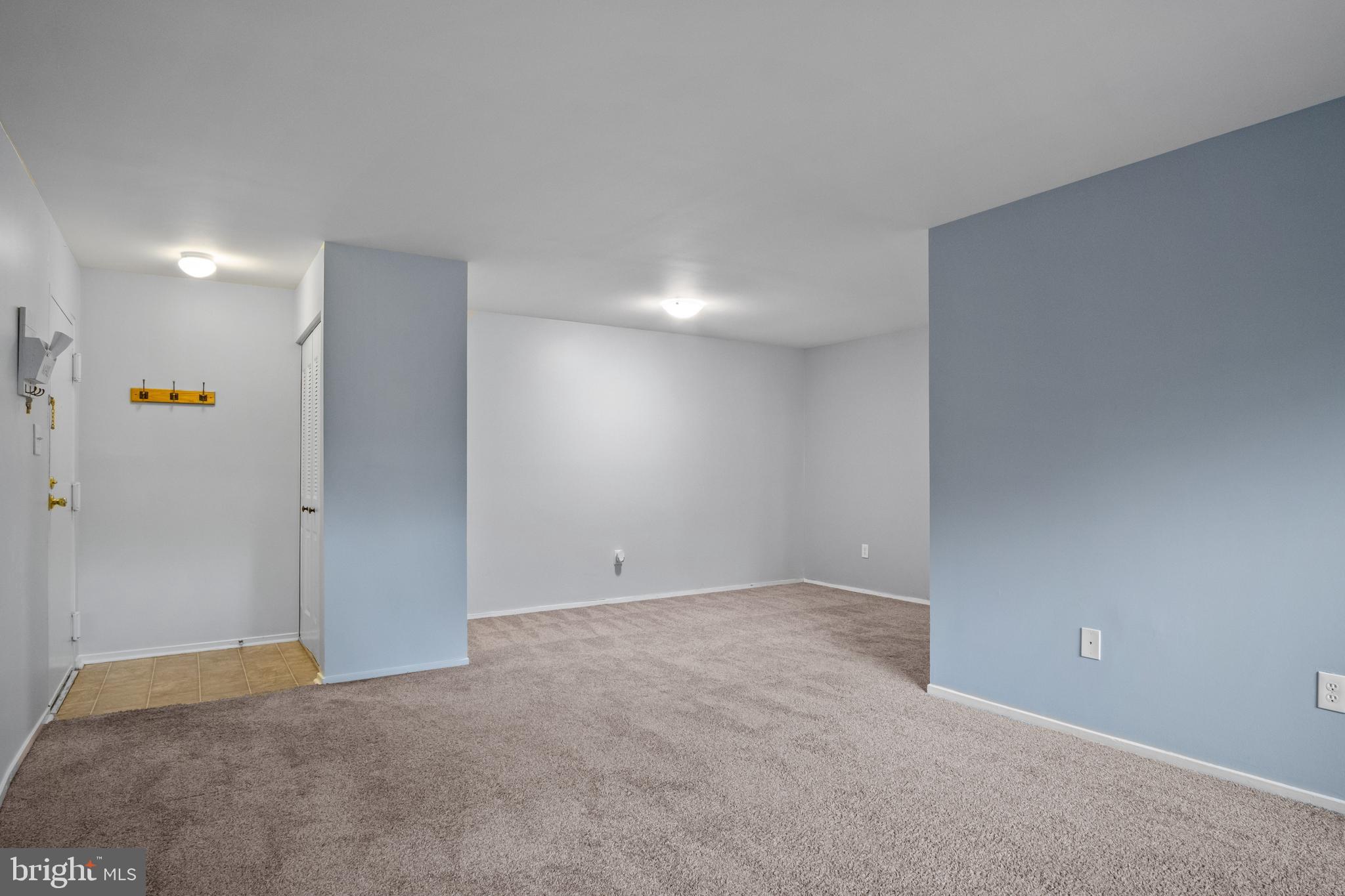 JEFFERSON MEWS - Residential Lease