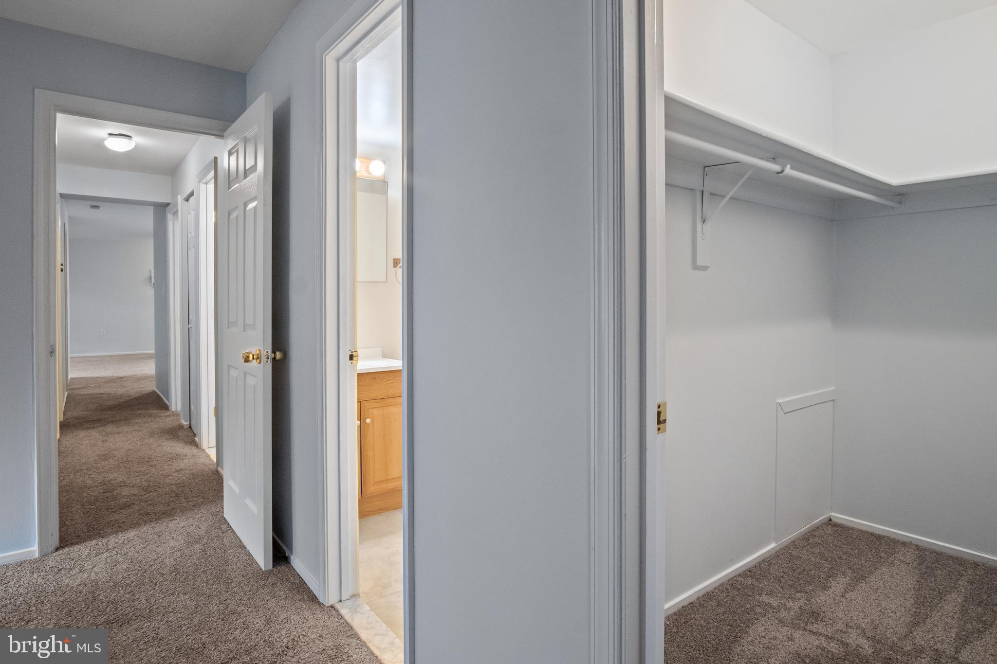 JEFFERSON MEWS - Residential Lease