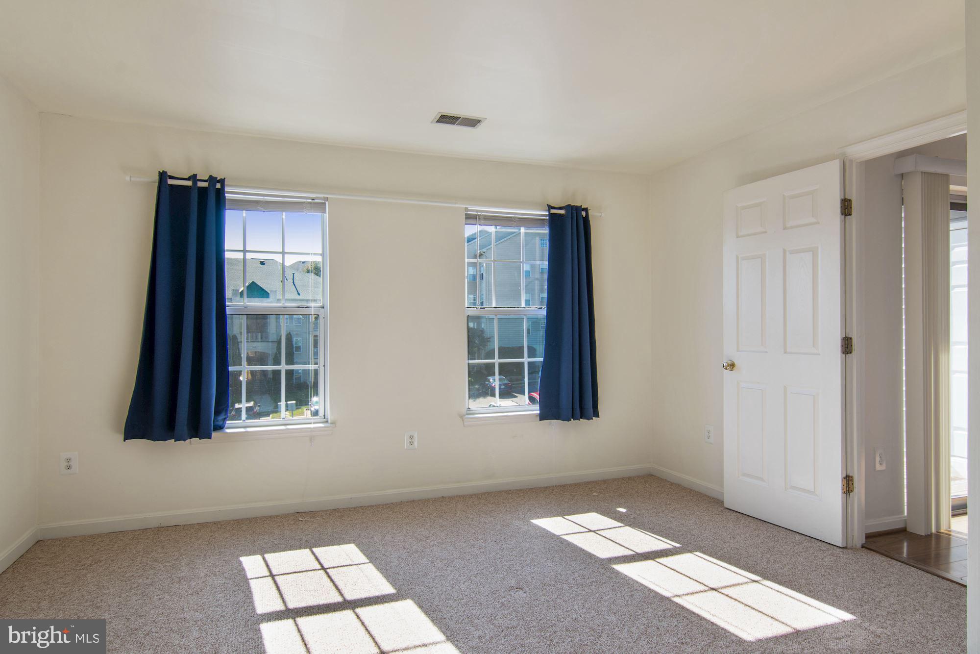 SUMMERHOUSE CONDO - Residential