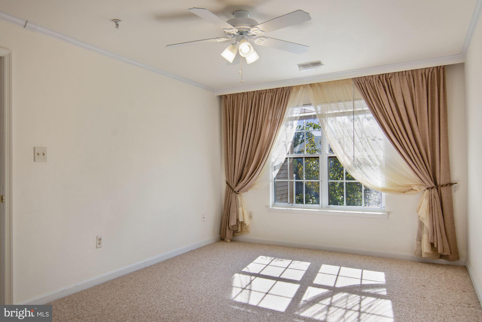 SUMMERHOUSE CONDO - Residential