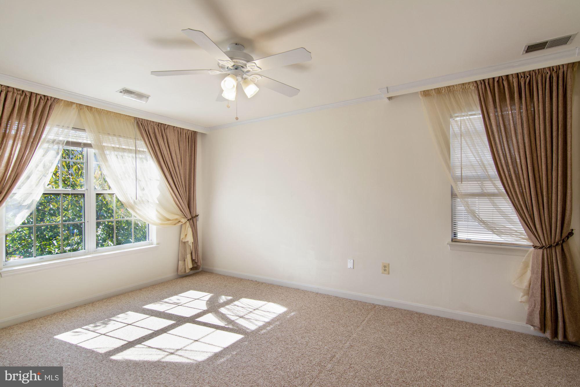 SUMMERHOUSE CONDO - Residential