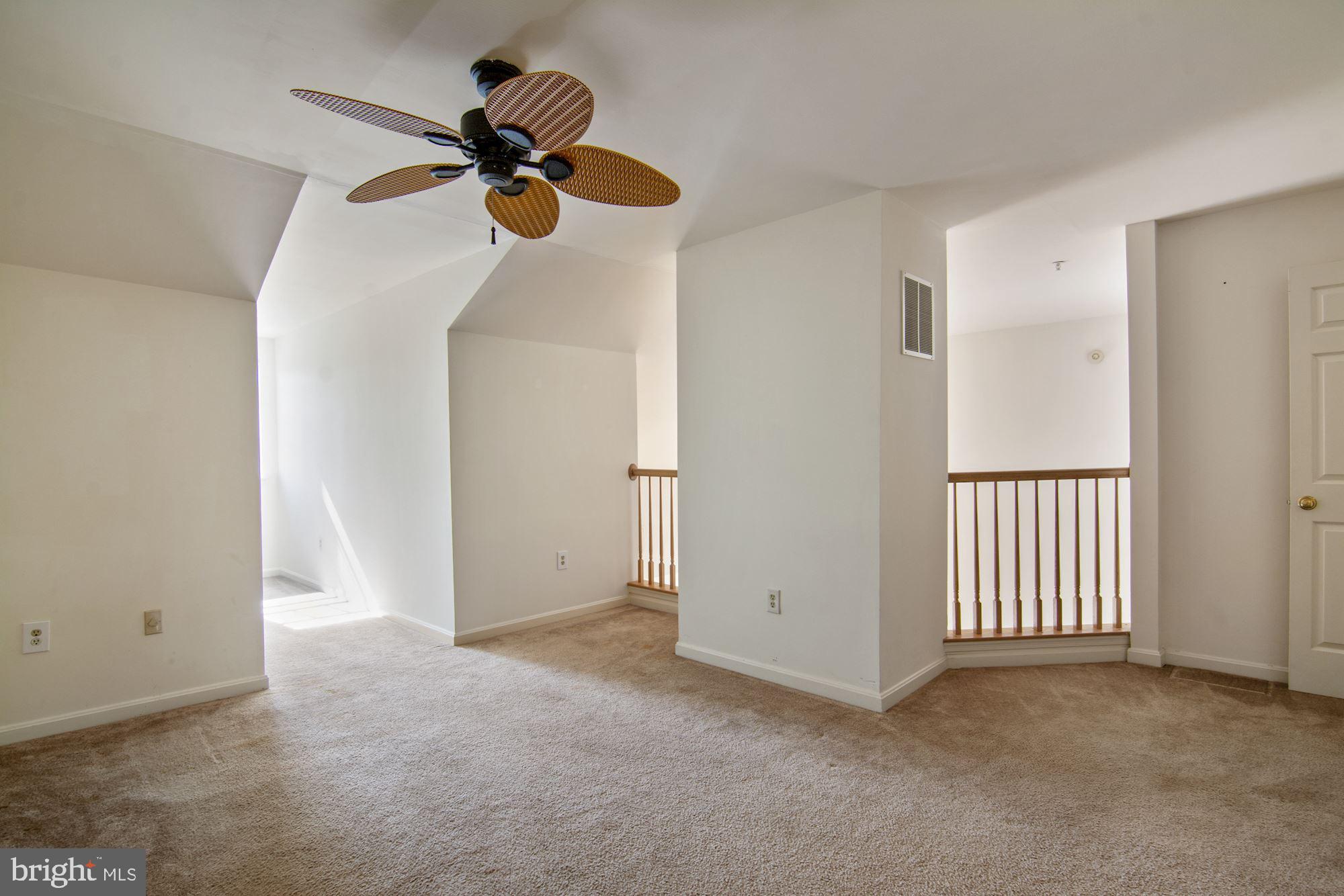 SUMMERHOUSE CONDO - Residential