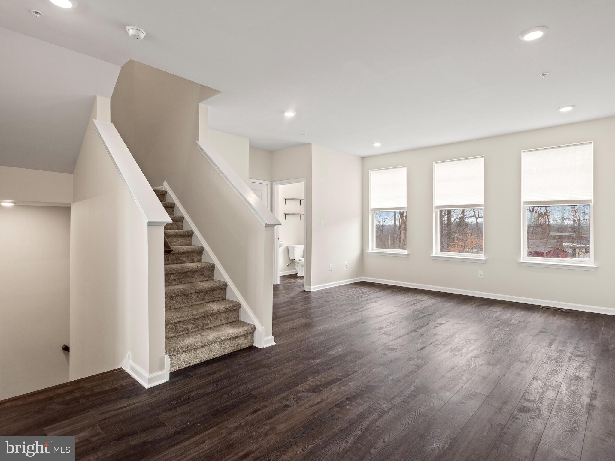 DOWLIN FORGE STATION - Residential Lease