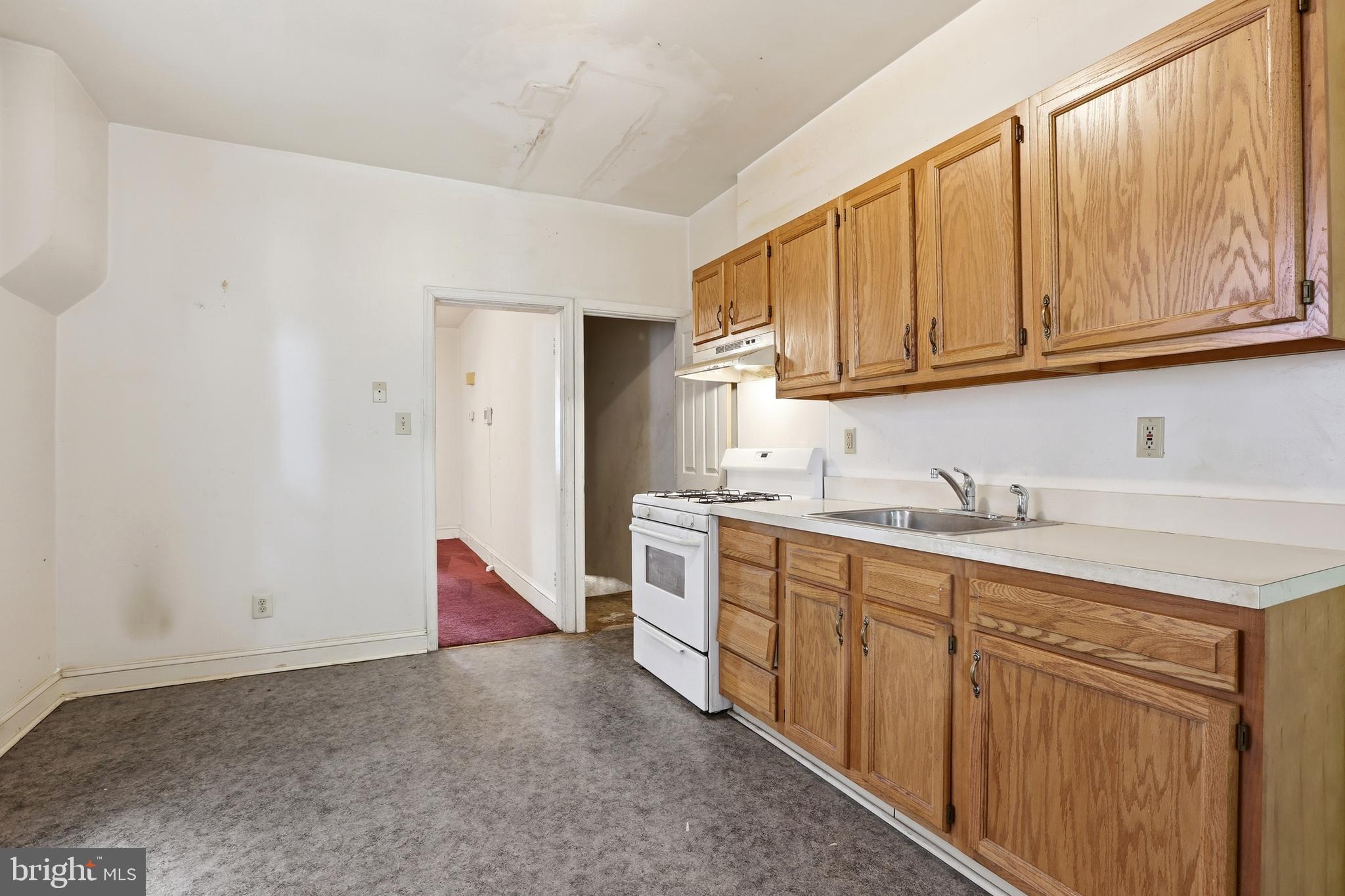 NORRISTOWN - Residential