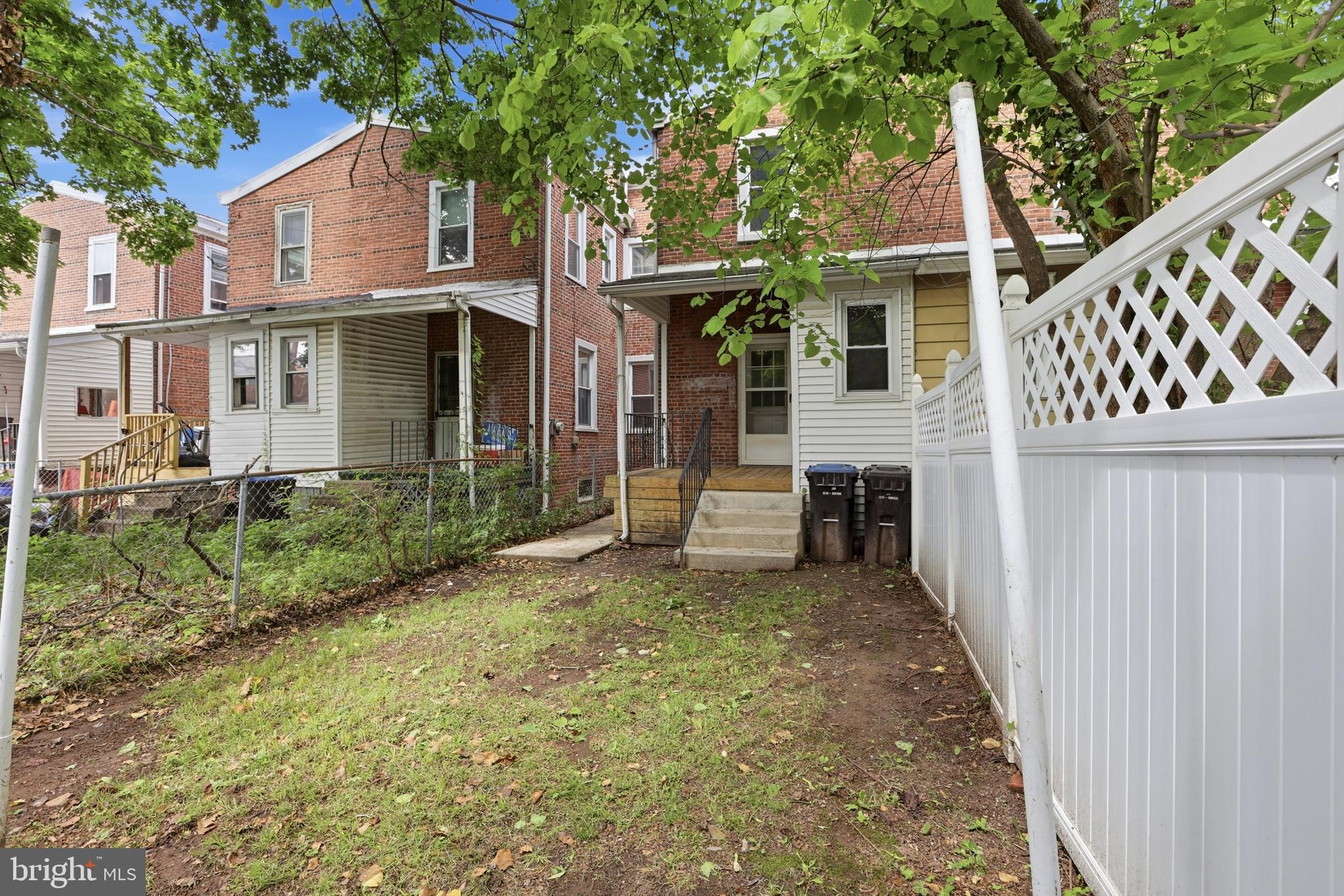 NORRISTOWN - Residential