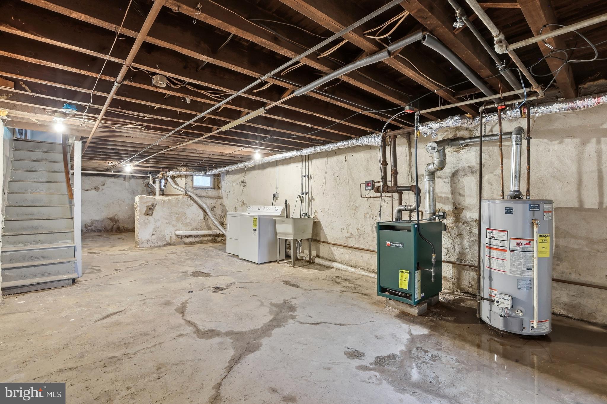 NORRISTOWN - Residential