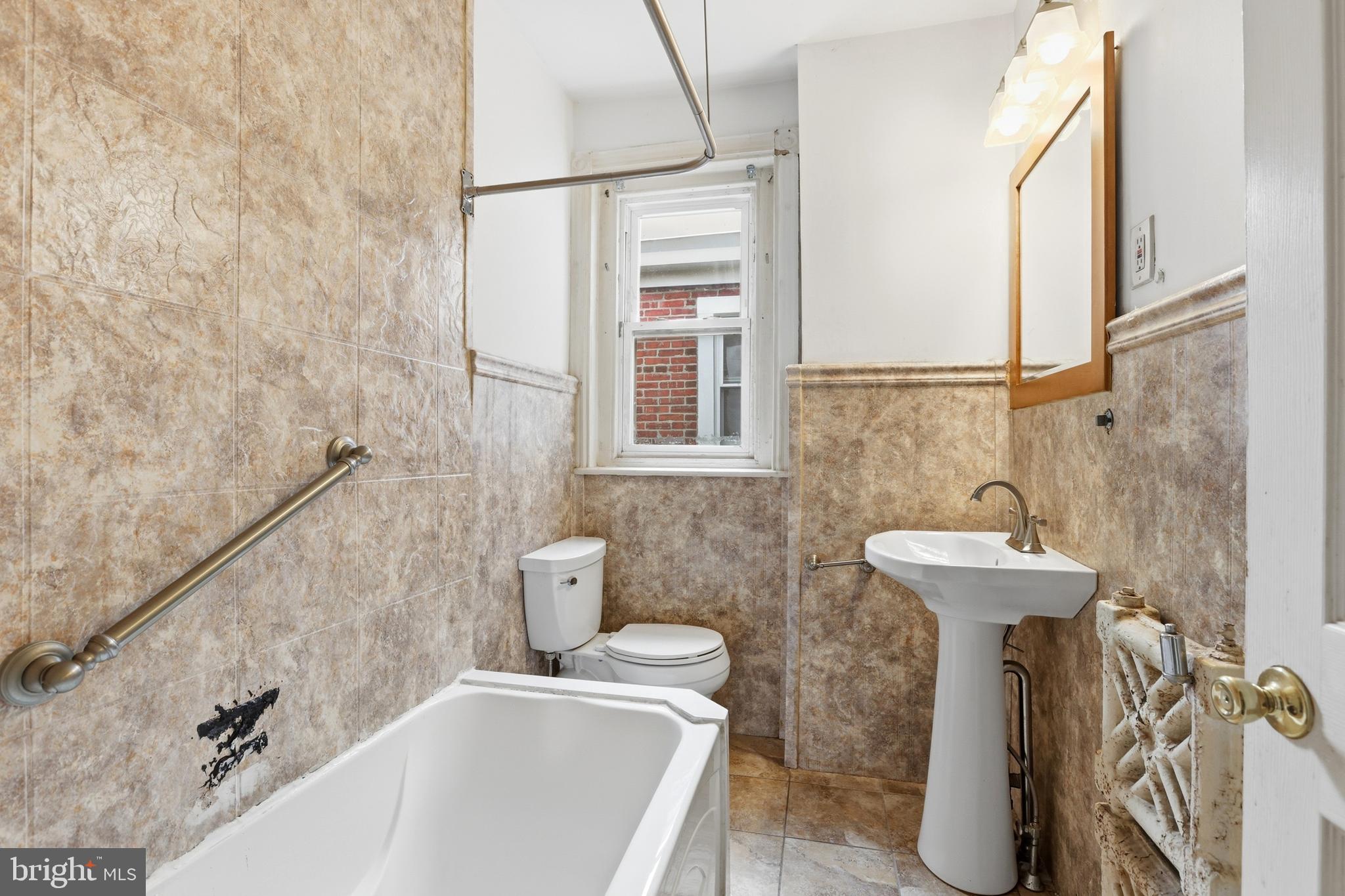 NORRISTOWN - Residential