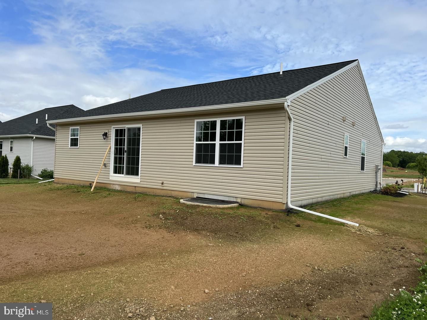 DEERFIELD - Residential Lease