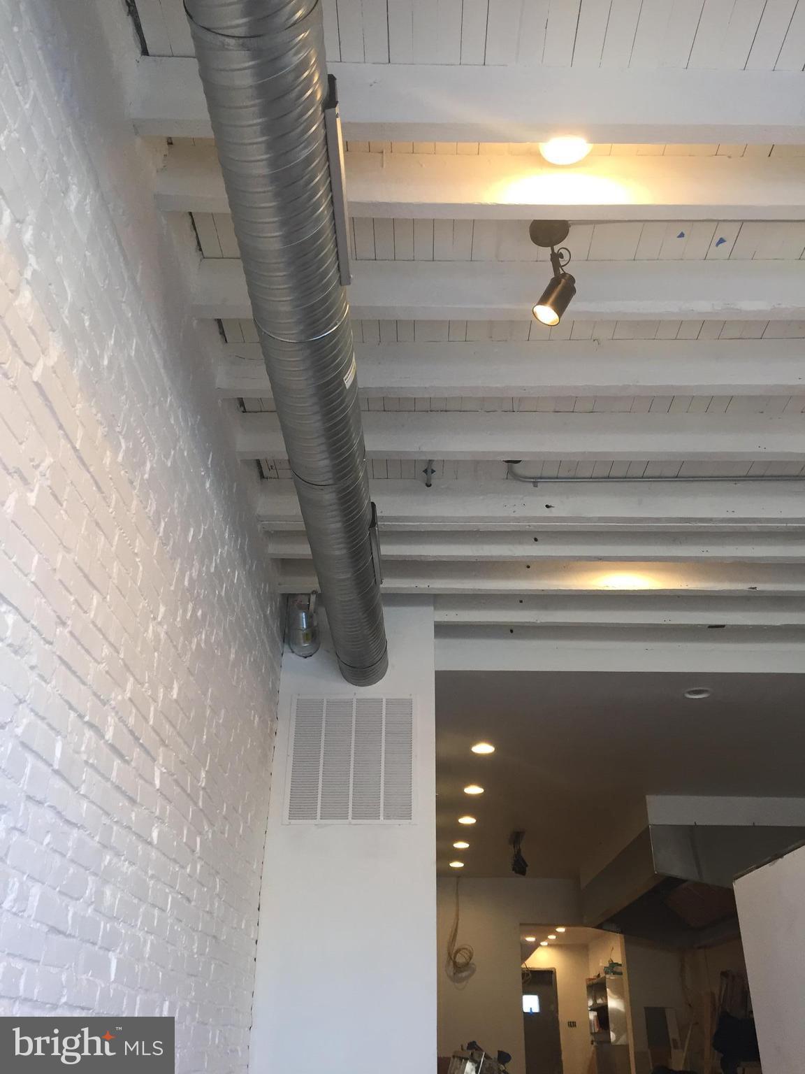 HIGHLANDTOWN - Residential Lease