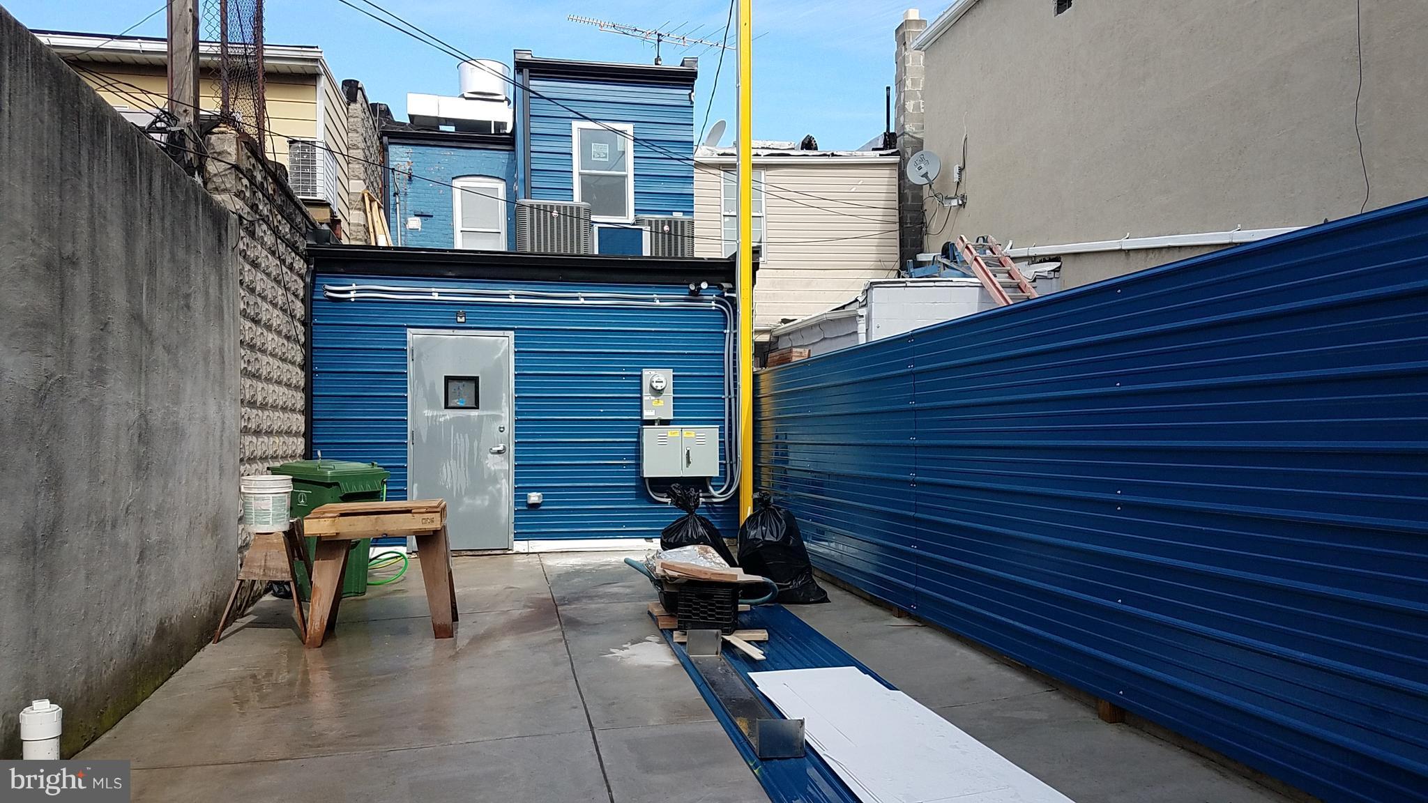 HIGHLANDTOWN - Residential Lease