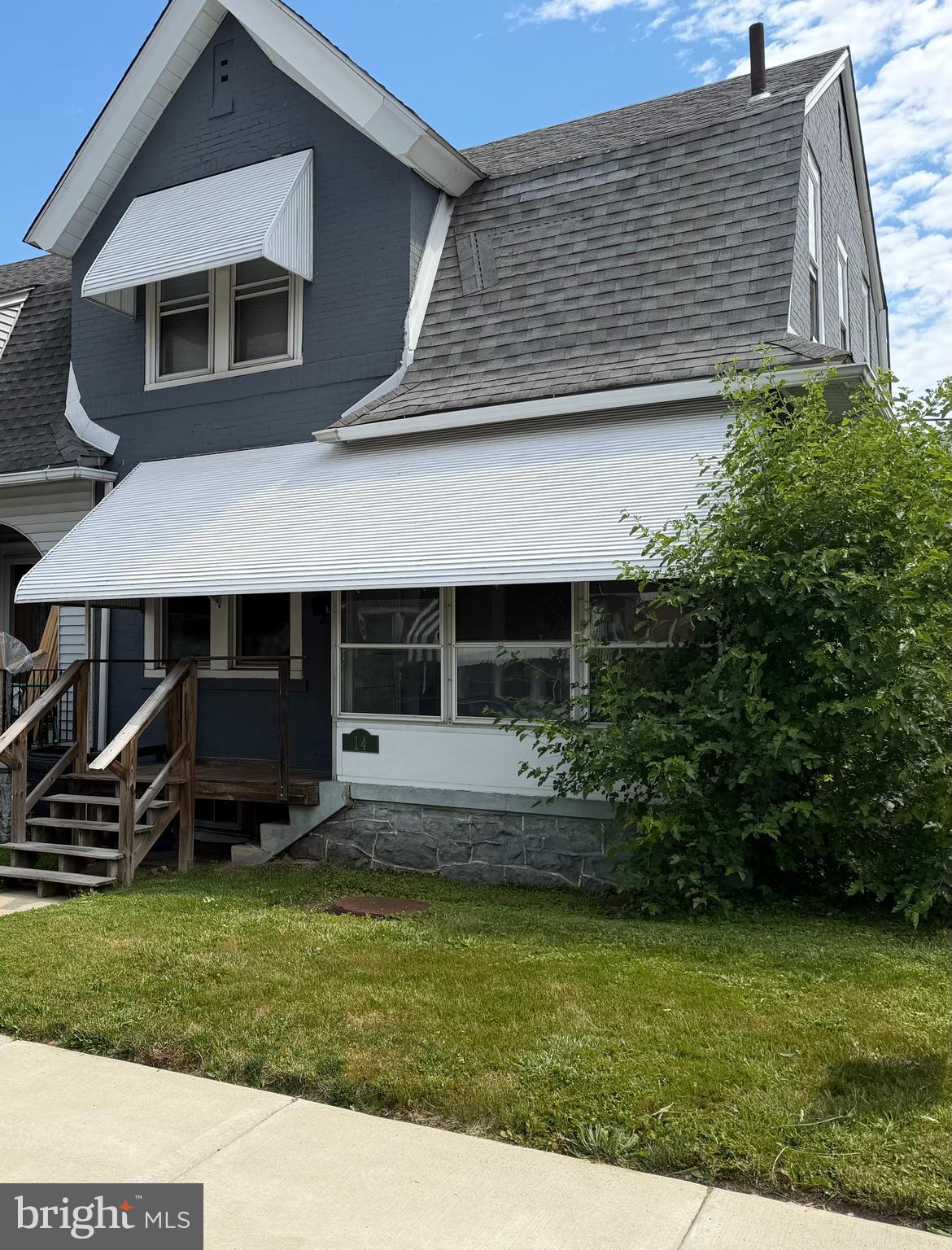 14 CEDAR STREET