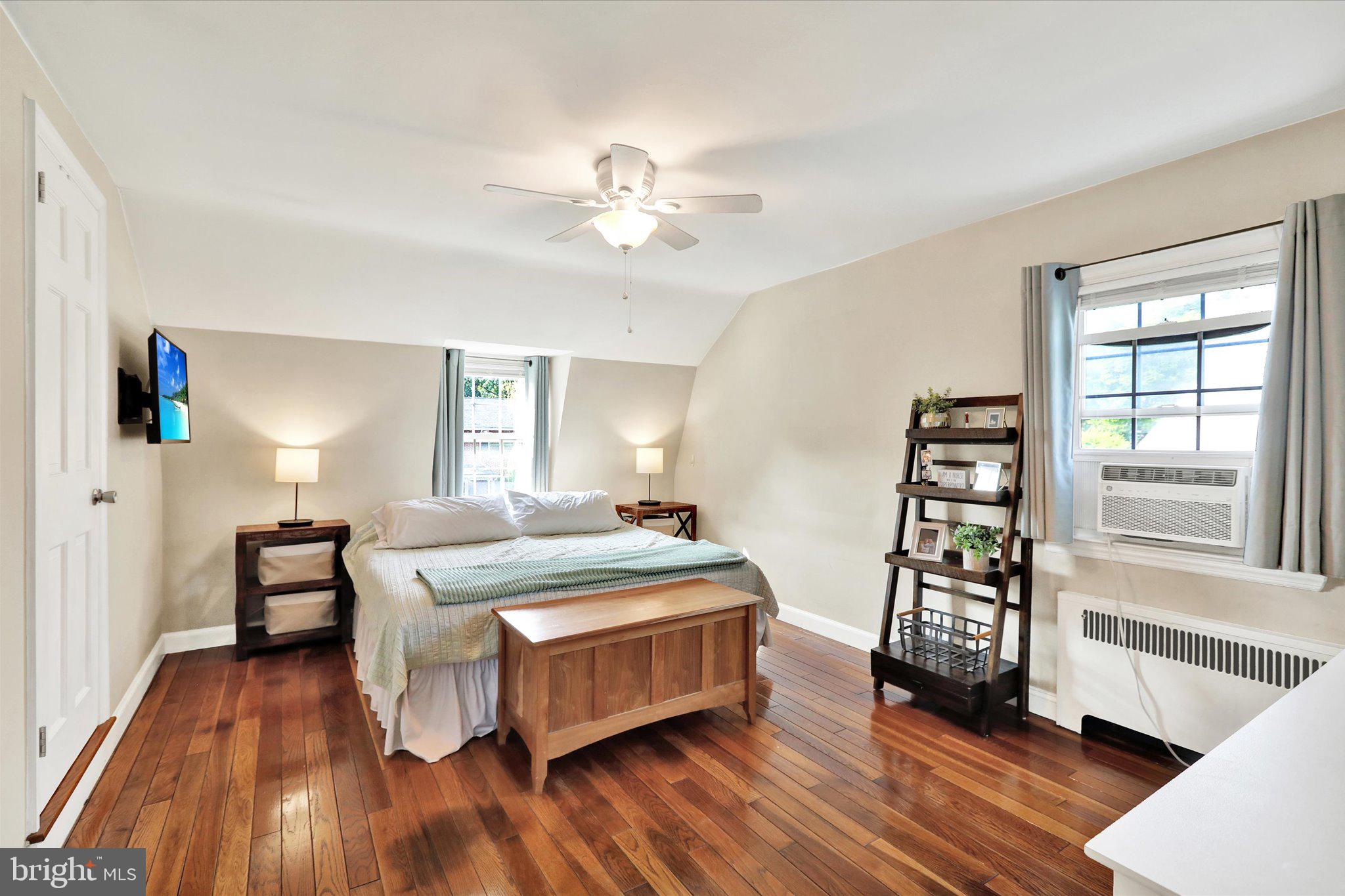 LINCOLN PARK - Residential