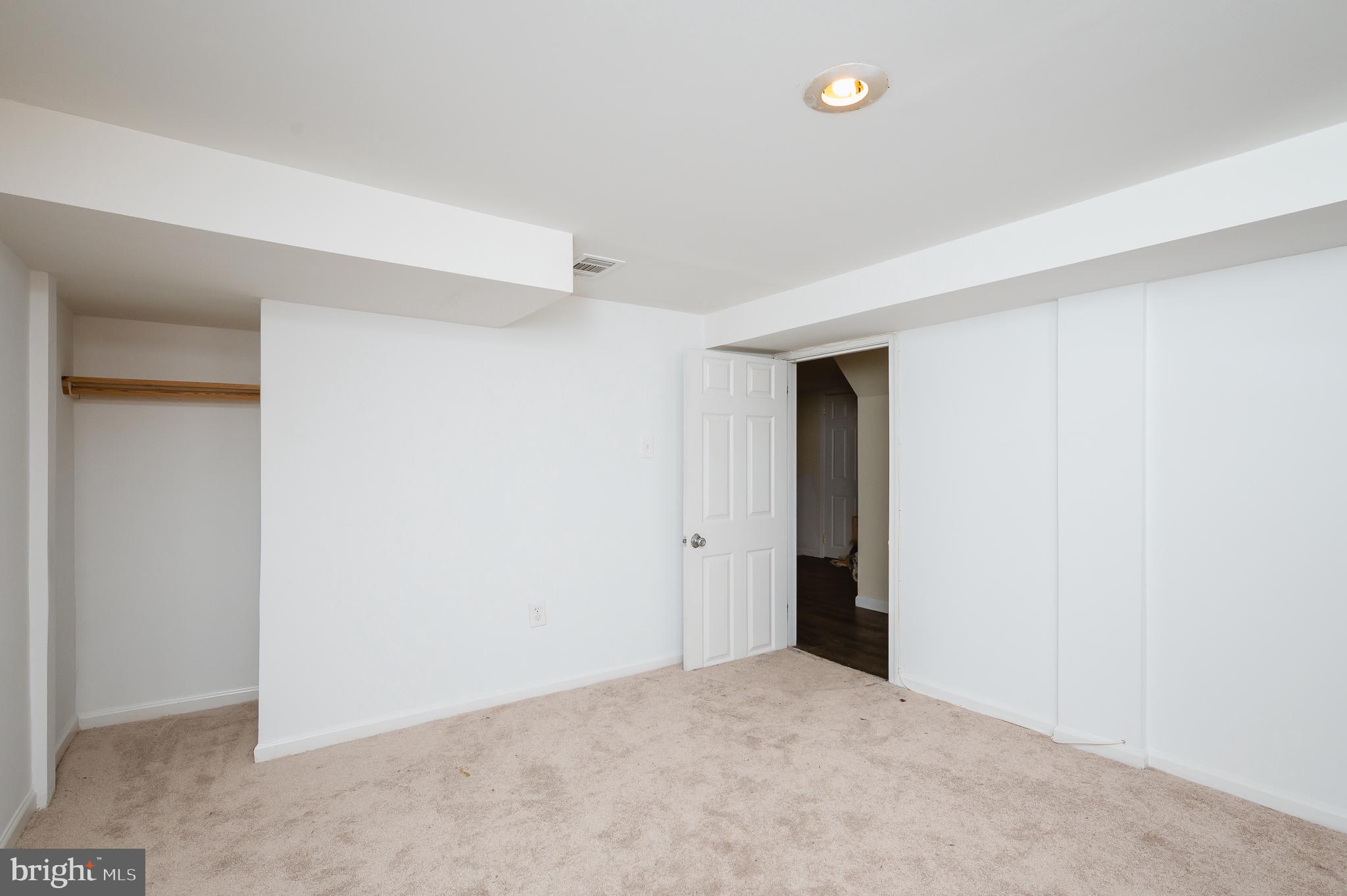 MOUNTAIN FARMS - Residential