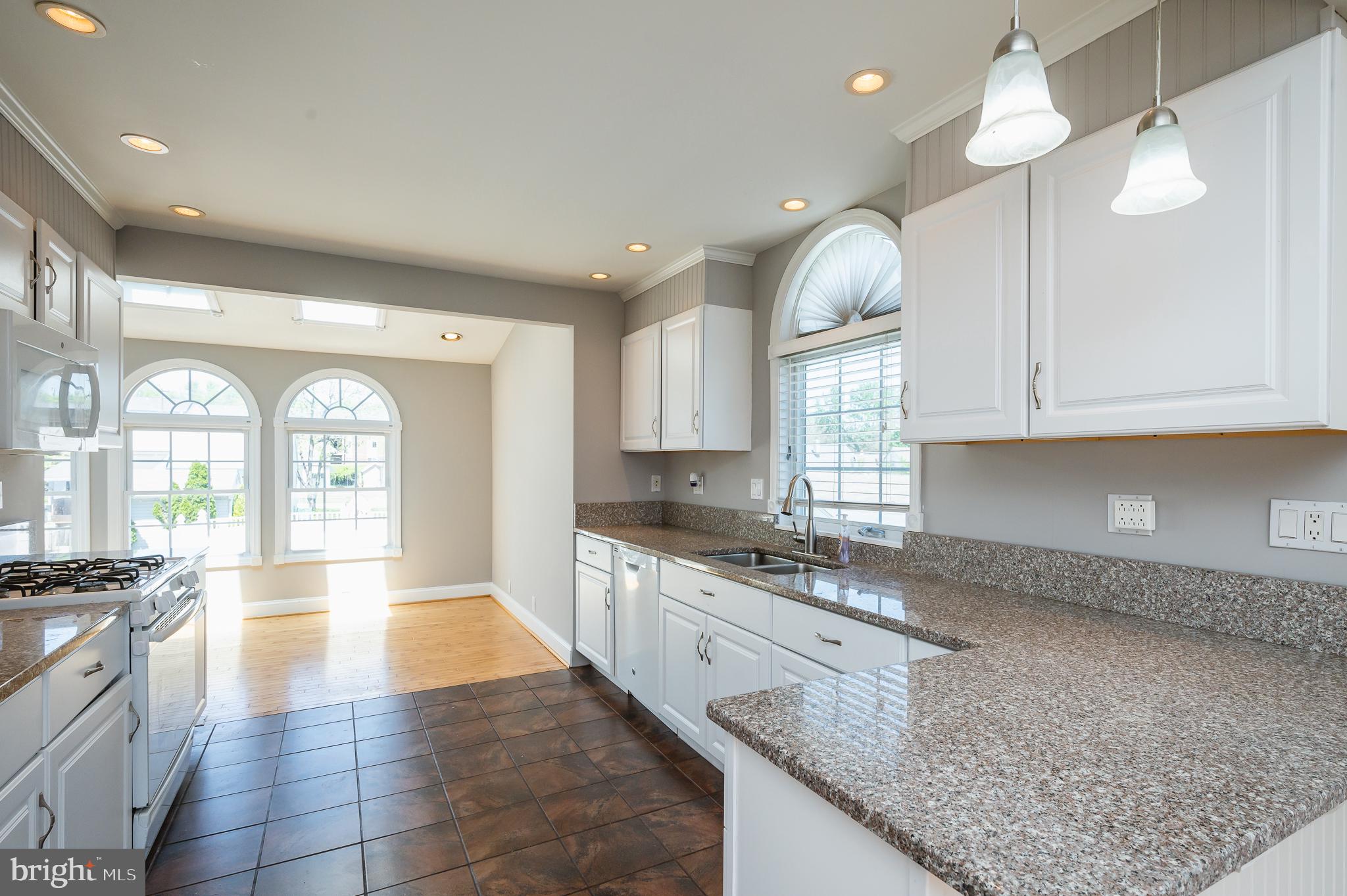 MOUNTAIN FARMS - Residential